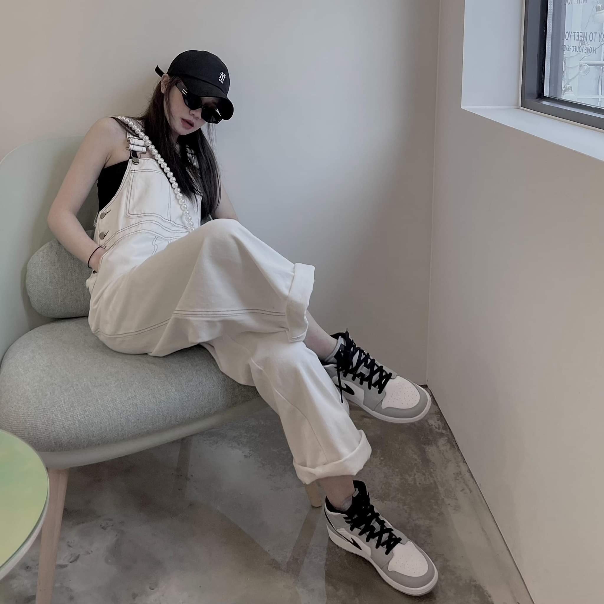 Jordan 1 Mid Light Smoke Grey 착용 스타일