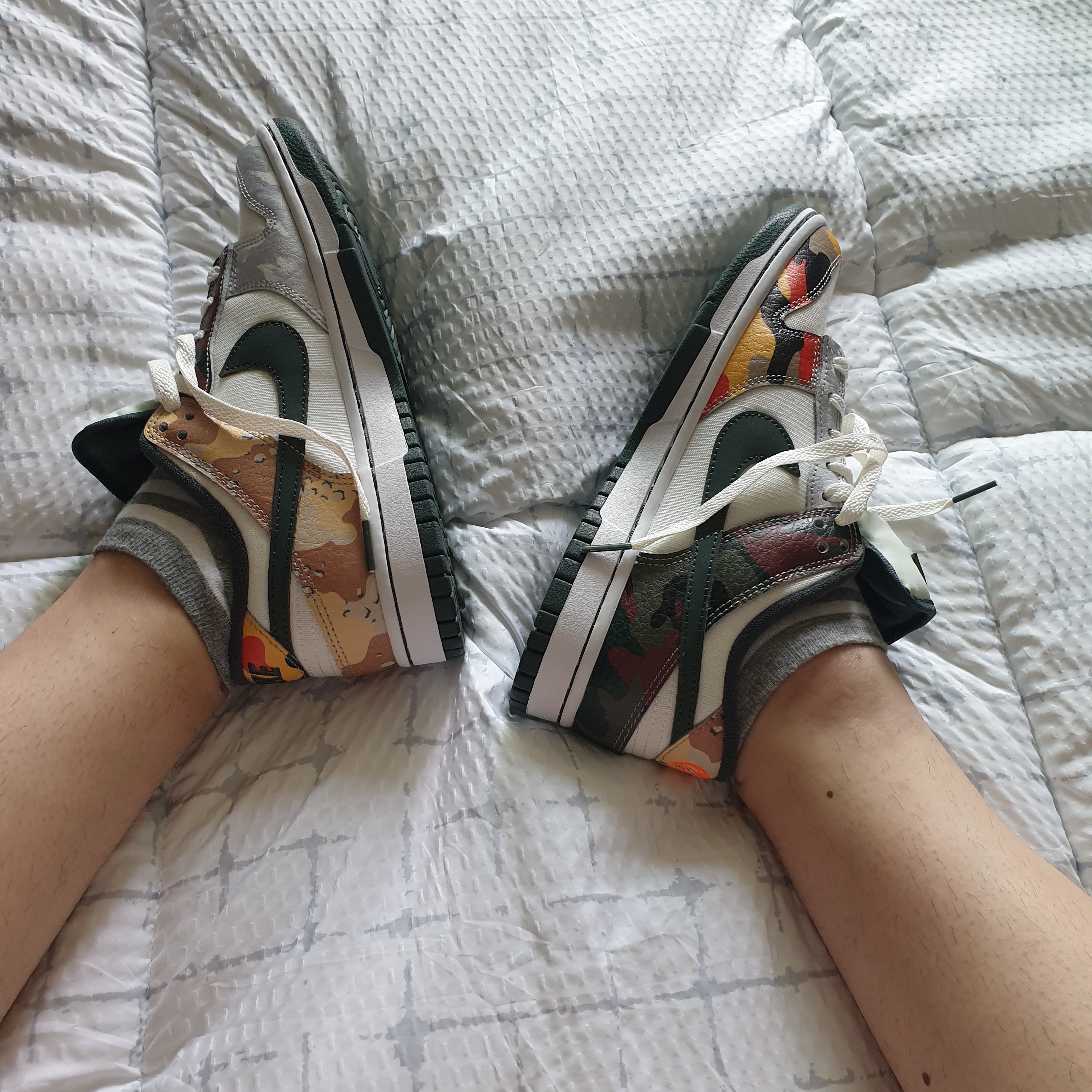 Nike Dunk Low SE Sail Multi Camo 착용 스타일 - 2