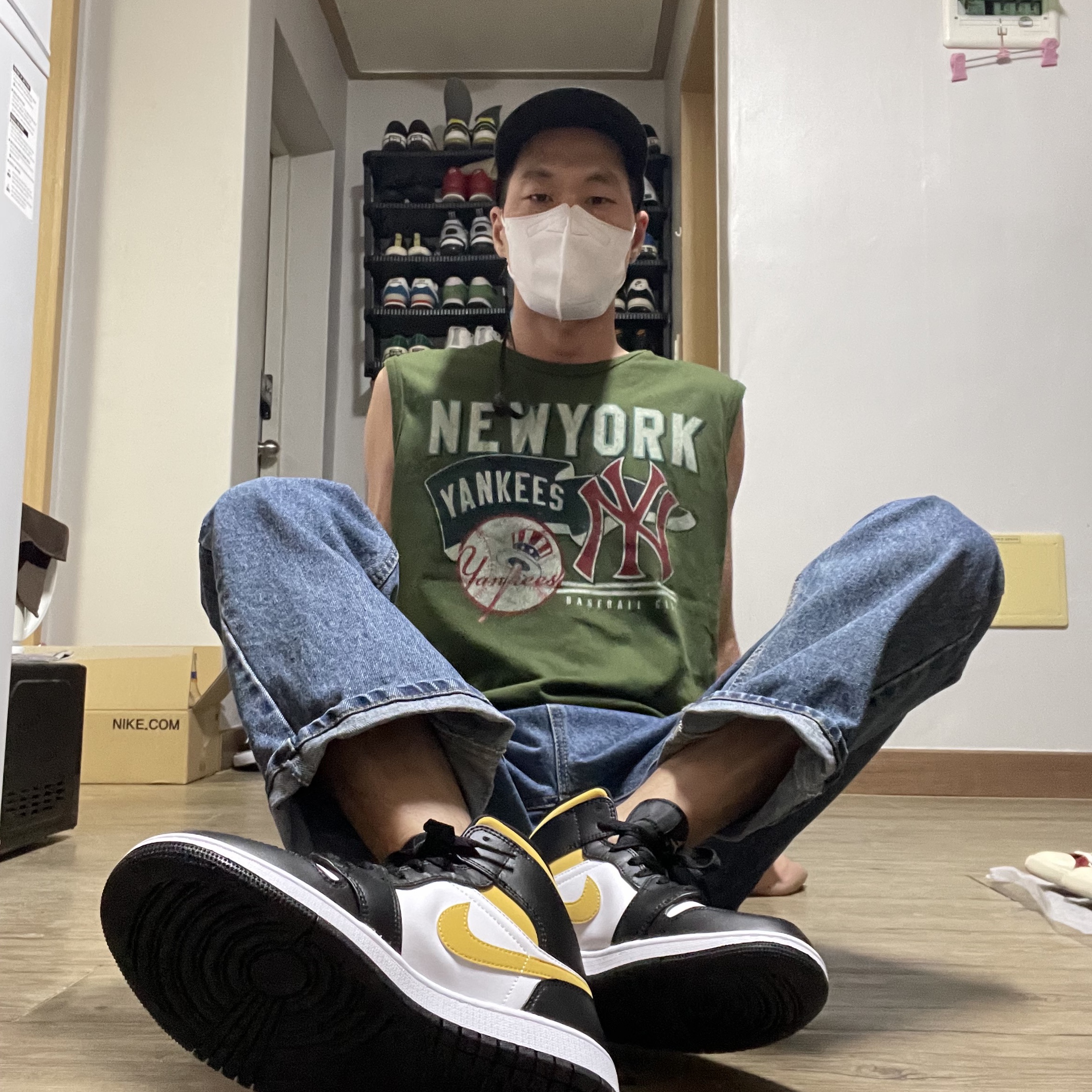 Jordan 1 Mid Pollen 착용 스타일 - 2