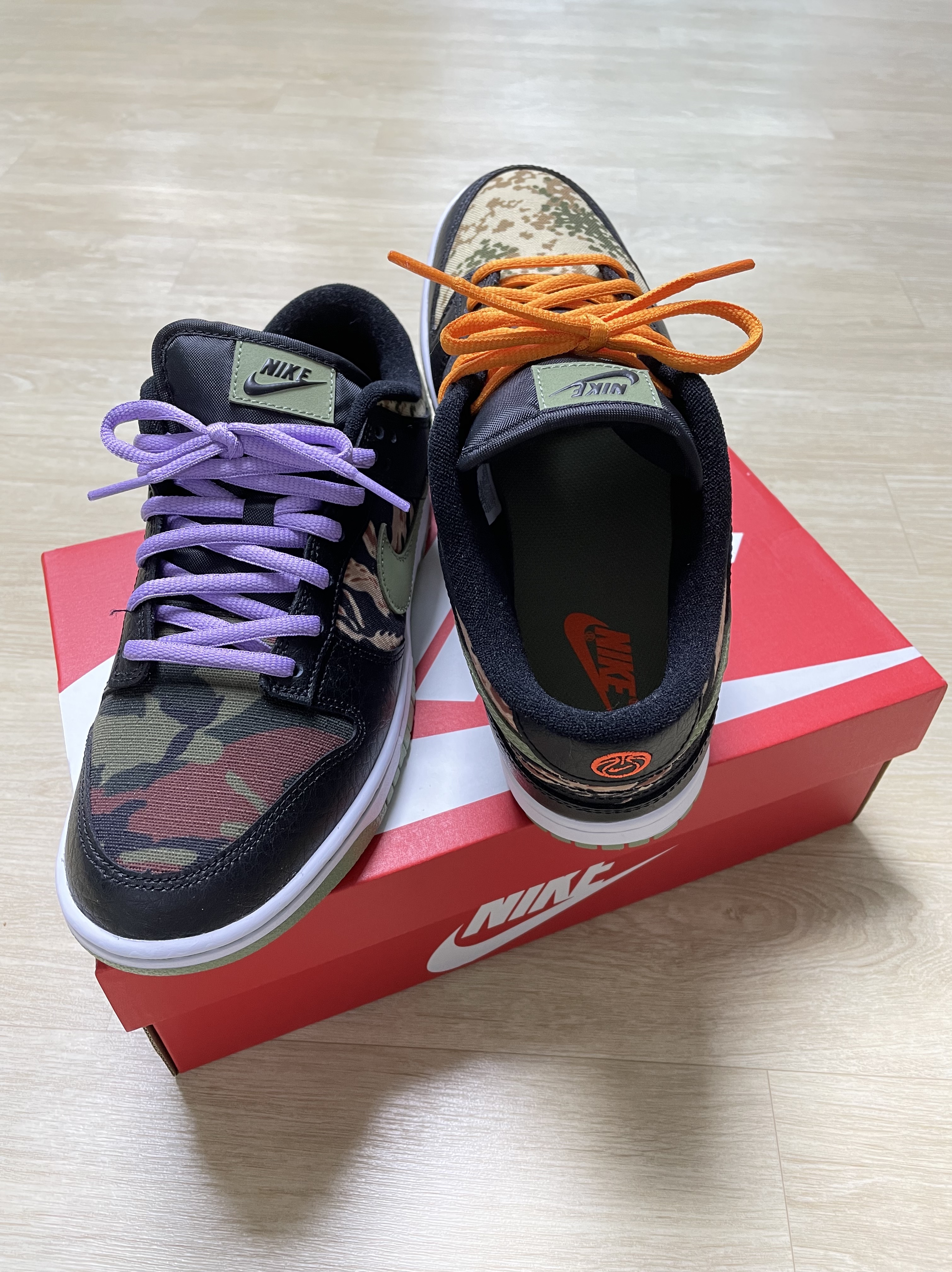 Nike Dunk Low SE Black Multi Camo 착용 스타일 - 2