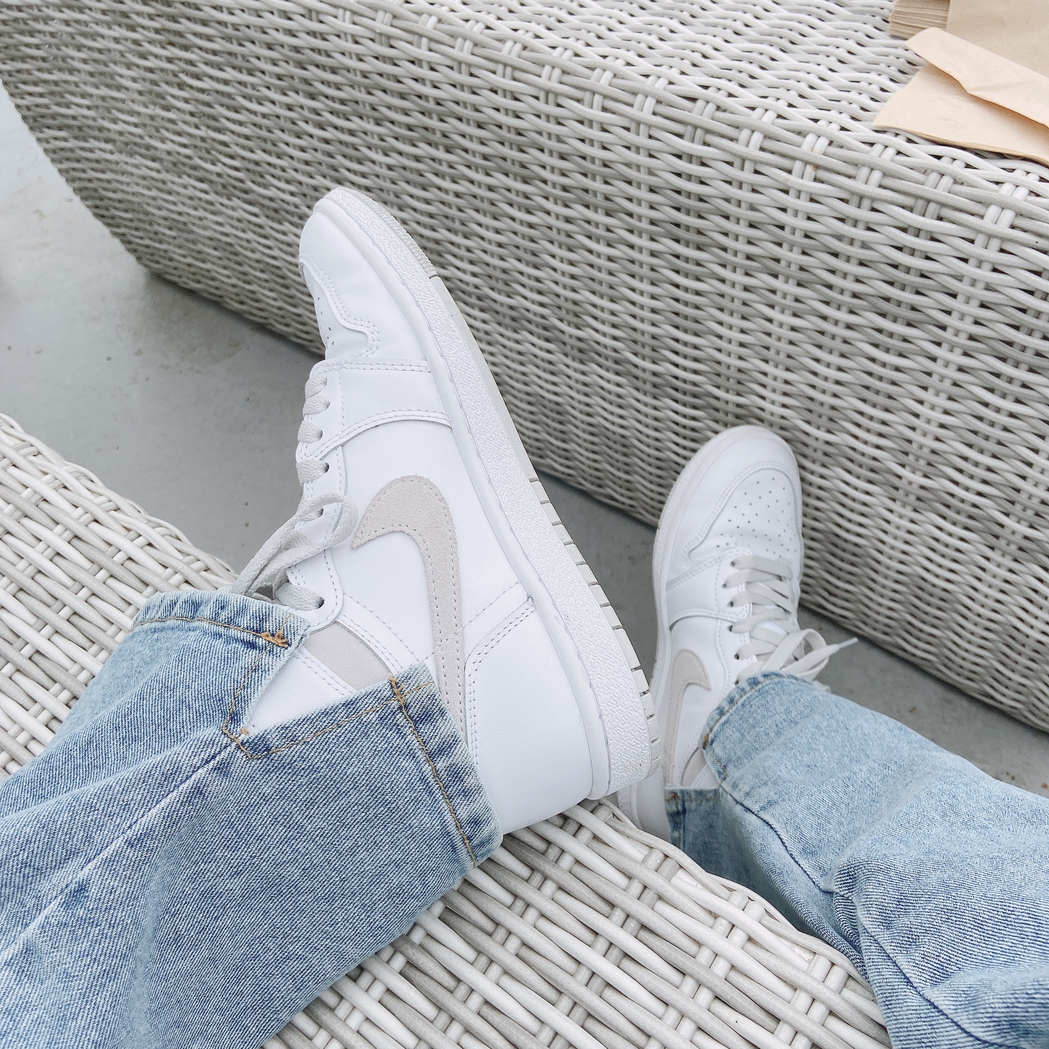 Jordan 1 High 85 Neutral Grey 착용 스타일
