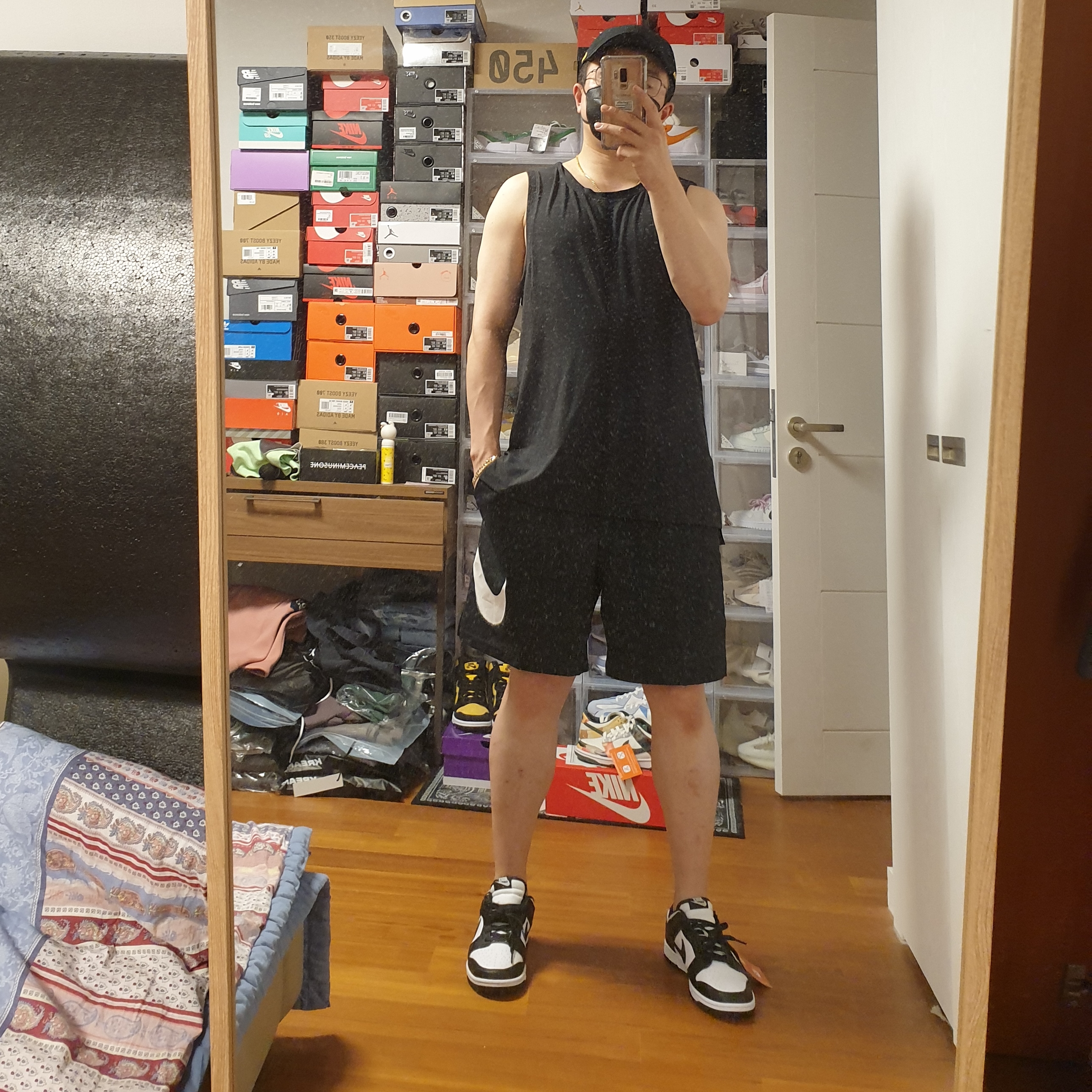 Nike Dunk Low Retro Black 착용 스타일 - 2