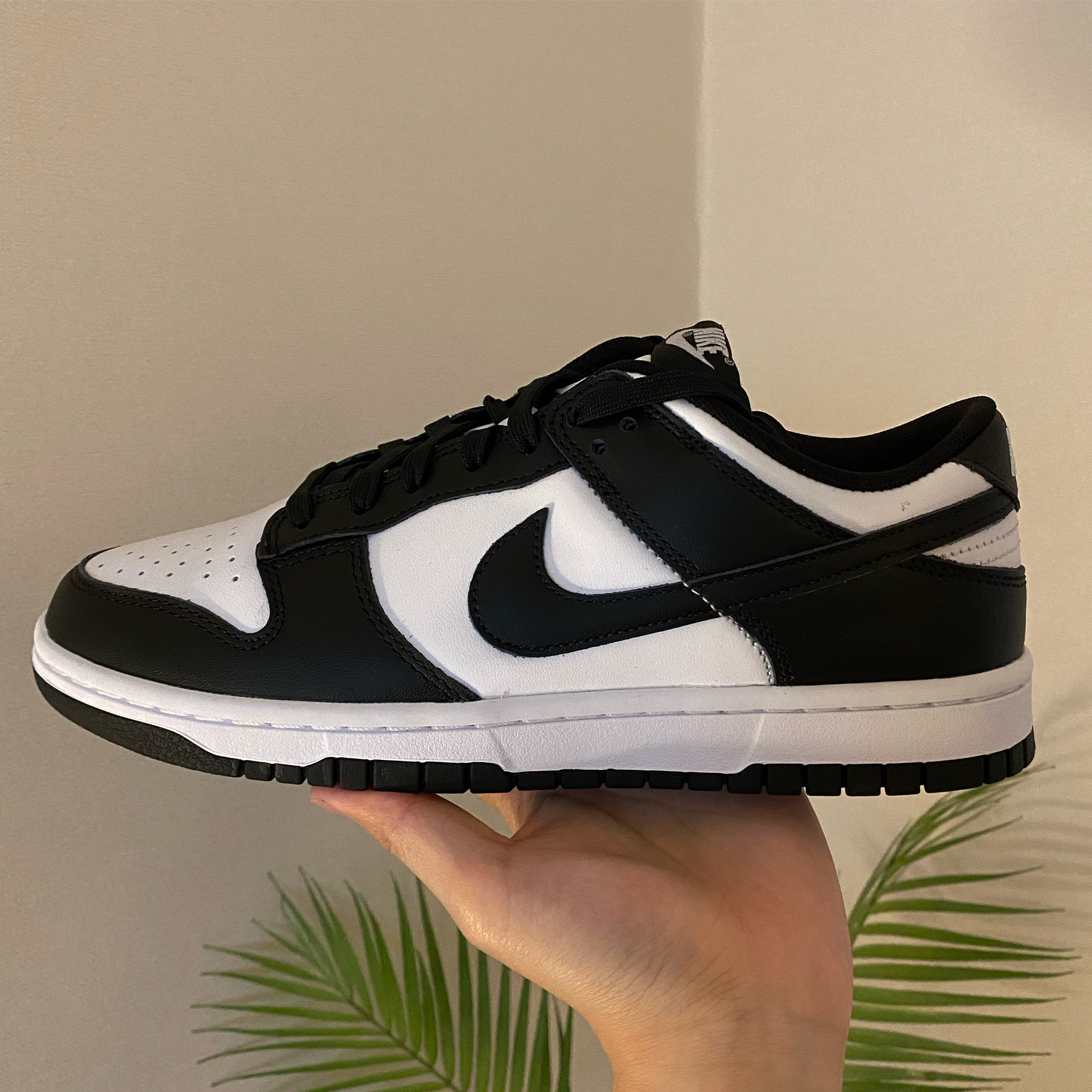 Nike Dunk Low Retro Black 착용 스타일