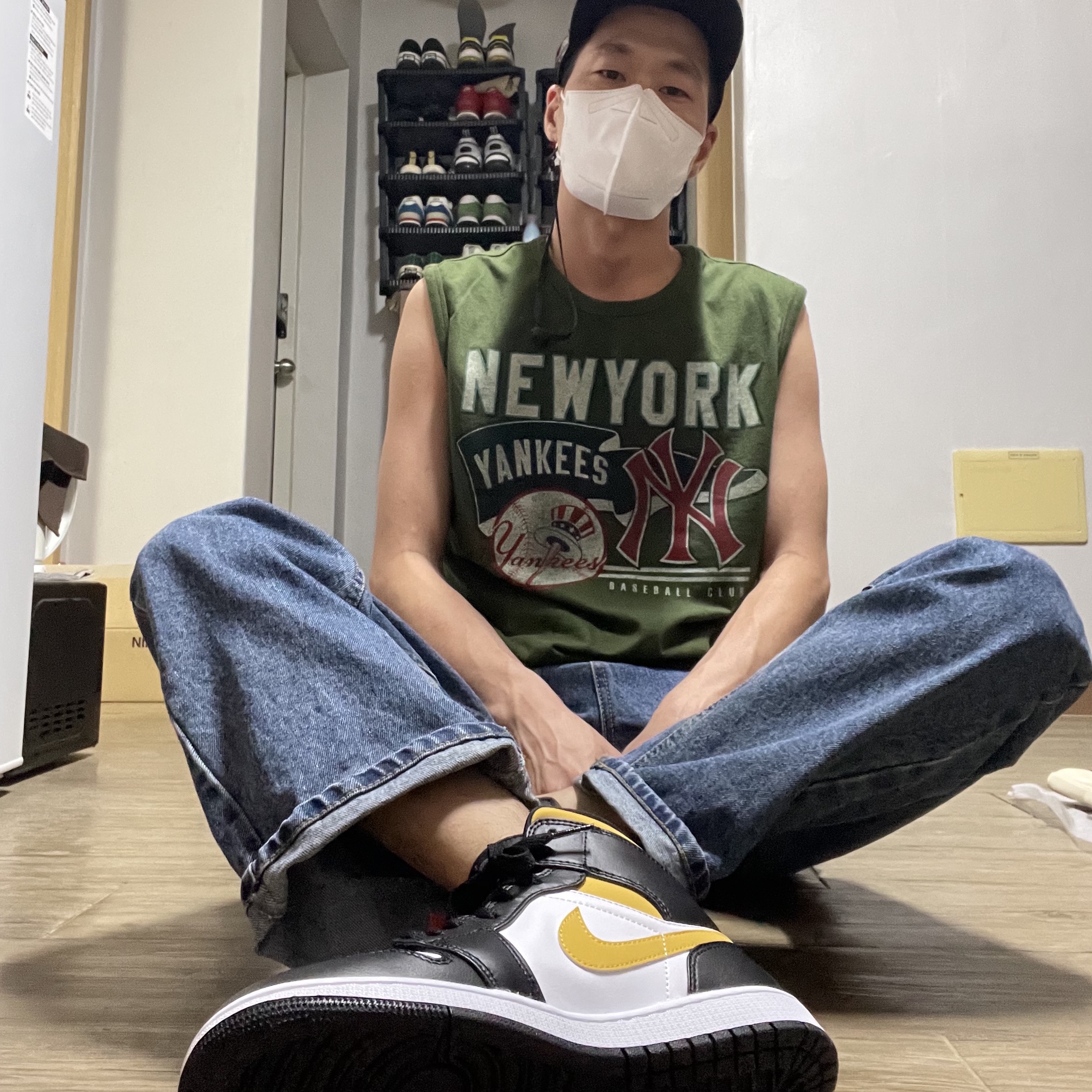 Jordan 1 Mid Pollen 착용 스타일 - 1