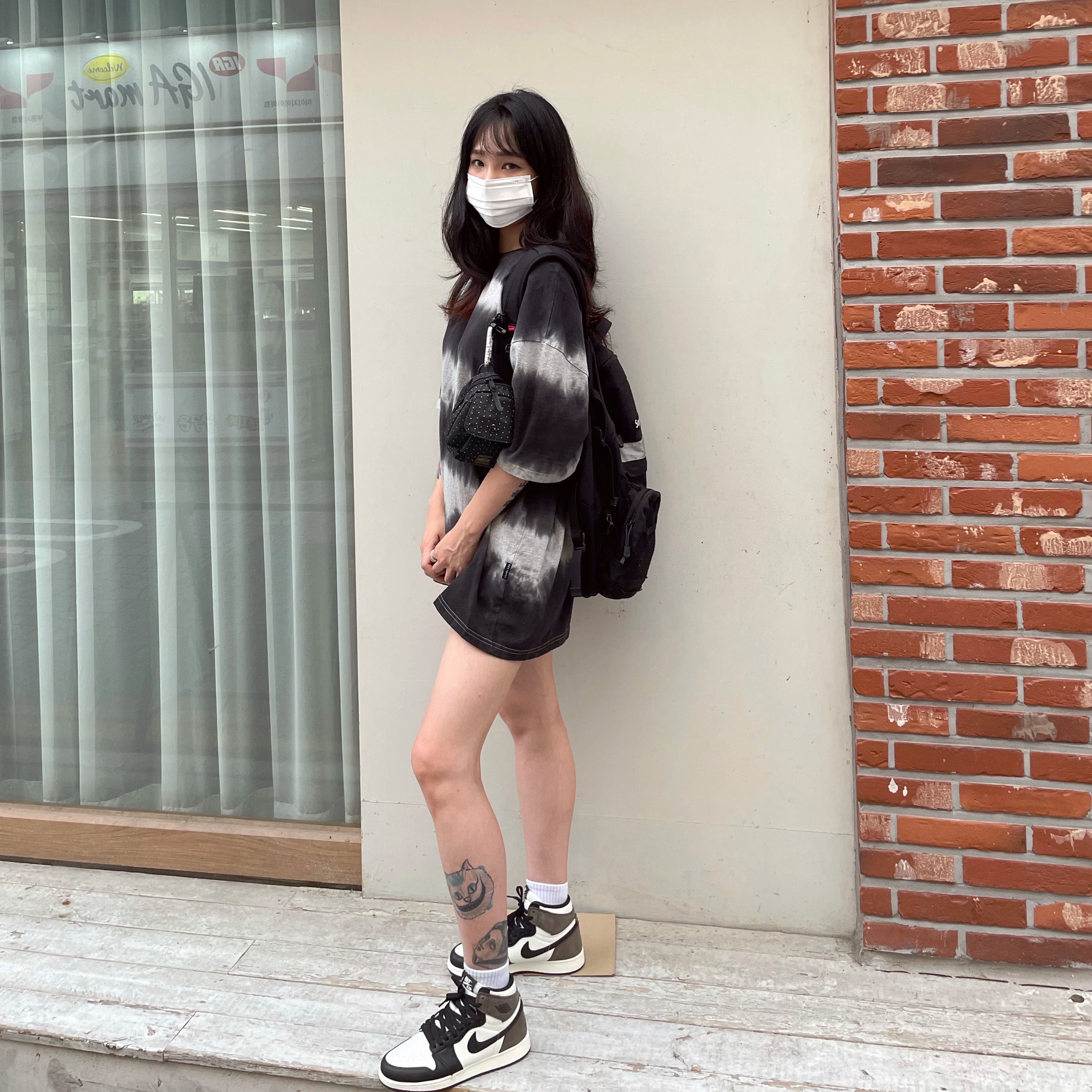 (GS) Jordan 1 Retro High OG Black Mocha 착용 스타일