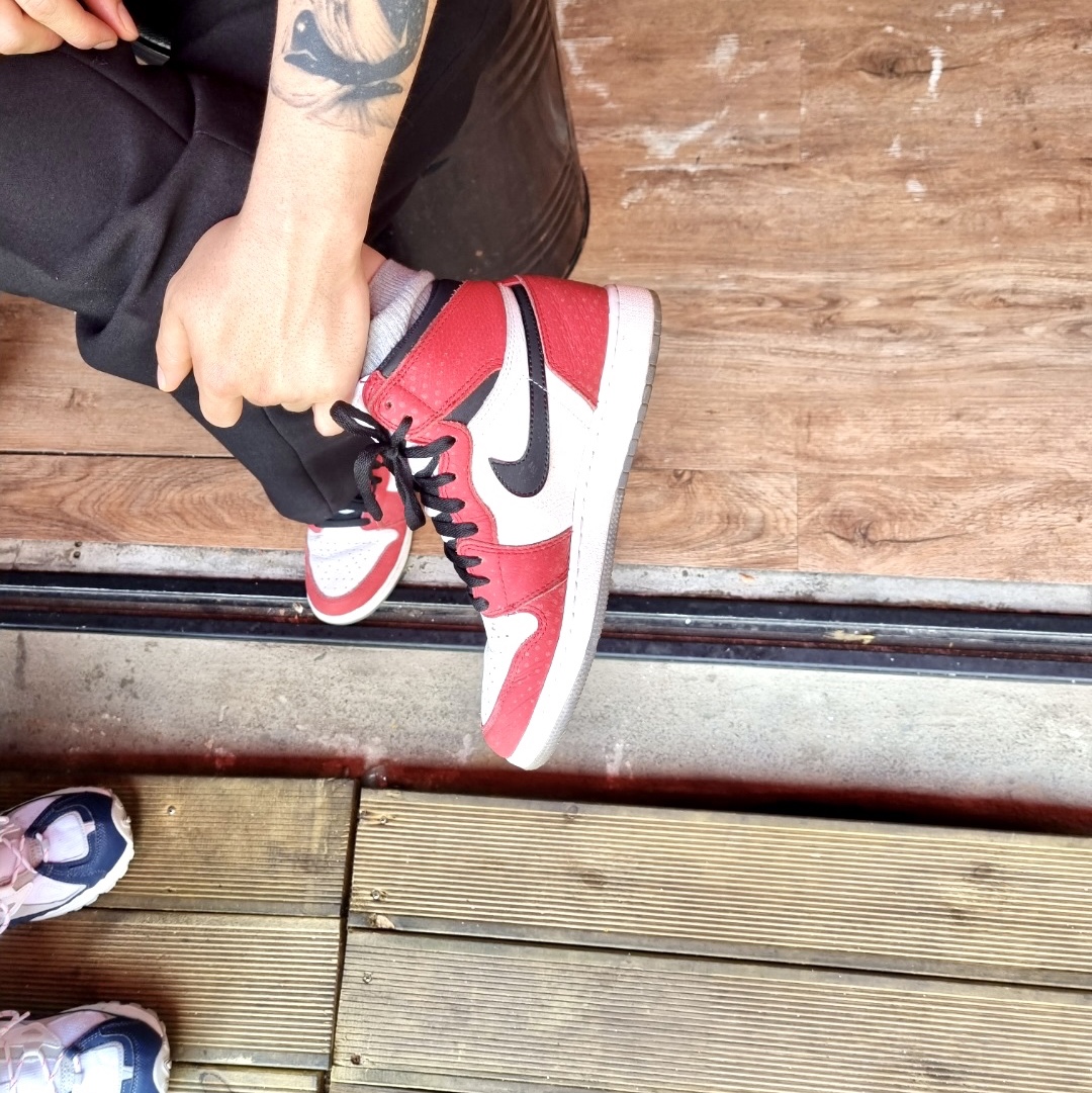 Jordan 1 Retro High Spider-Man Origin Story 착용 스타일