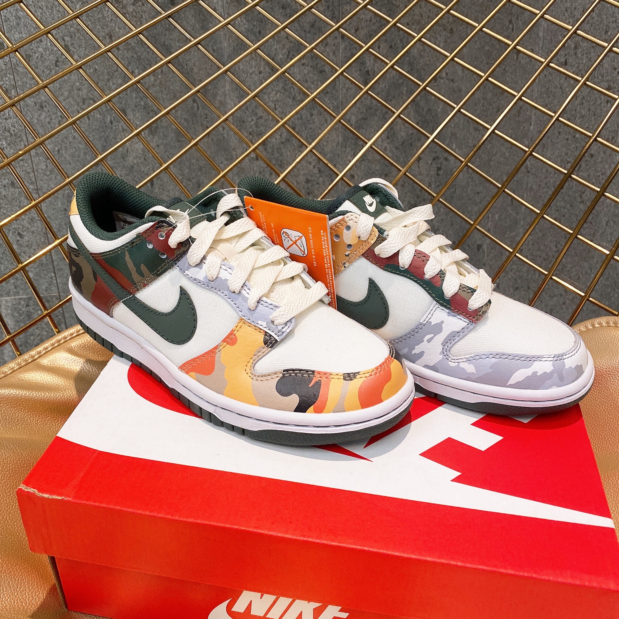 (GS) Nike Dunk Low SE Sail Multi Camo 착용 스타일 - 2