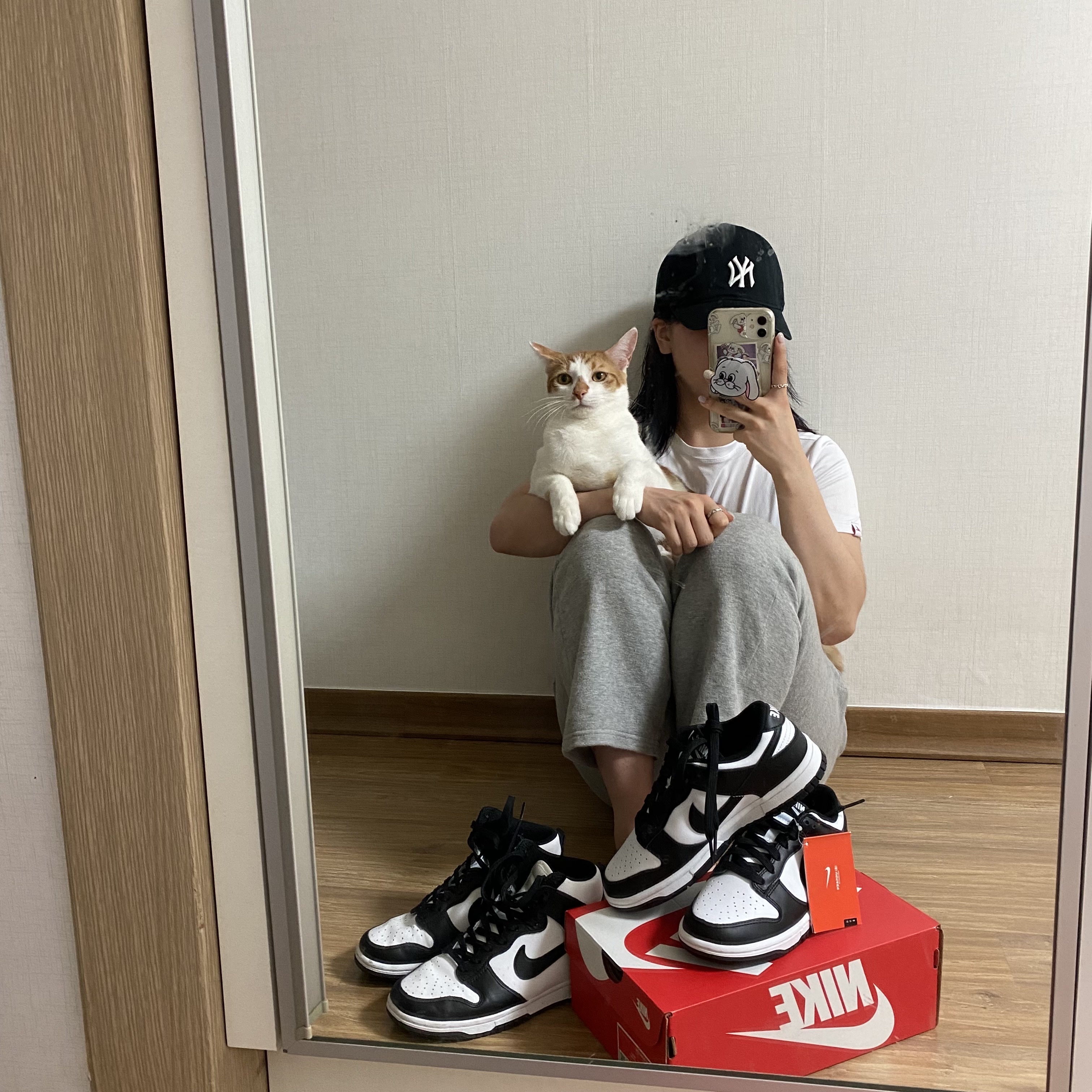 Nike Dunk Low Retro Varsity Maize, Nike Dunk High Retro Black and White 착용 스타일 - 3
