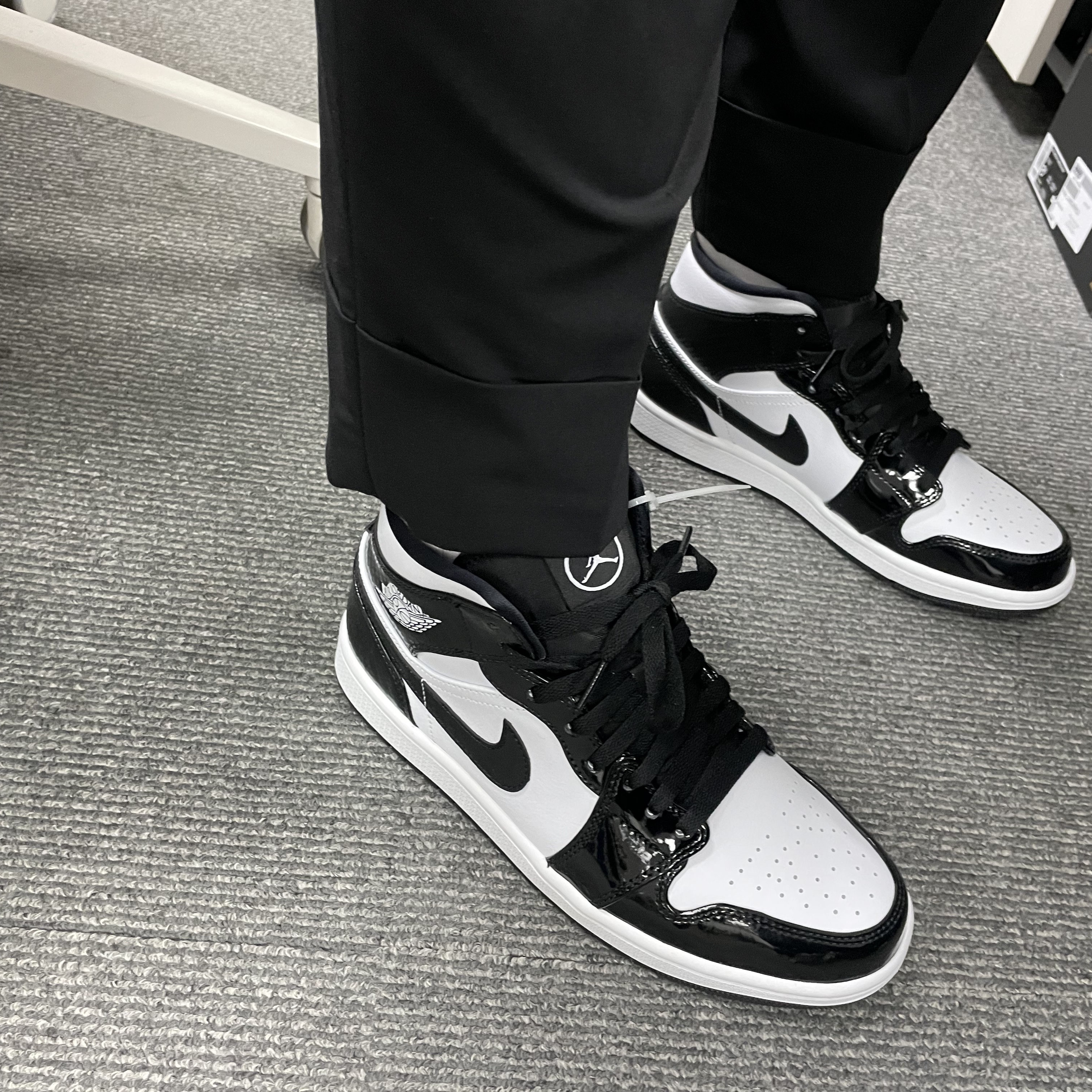 Jordan 1 Mid SE ASW Black 착용 스타일 - 2