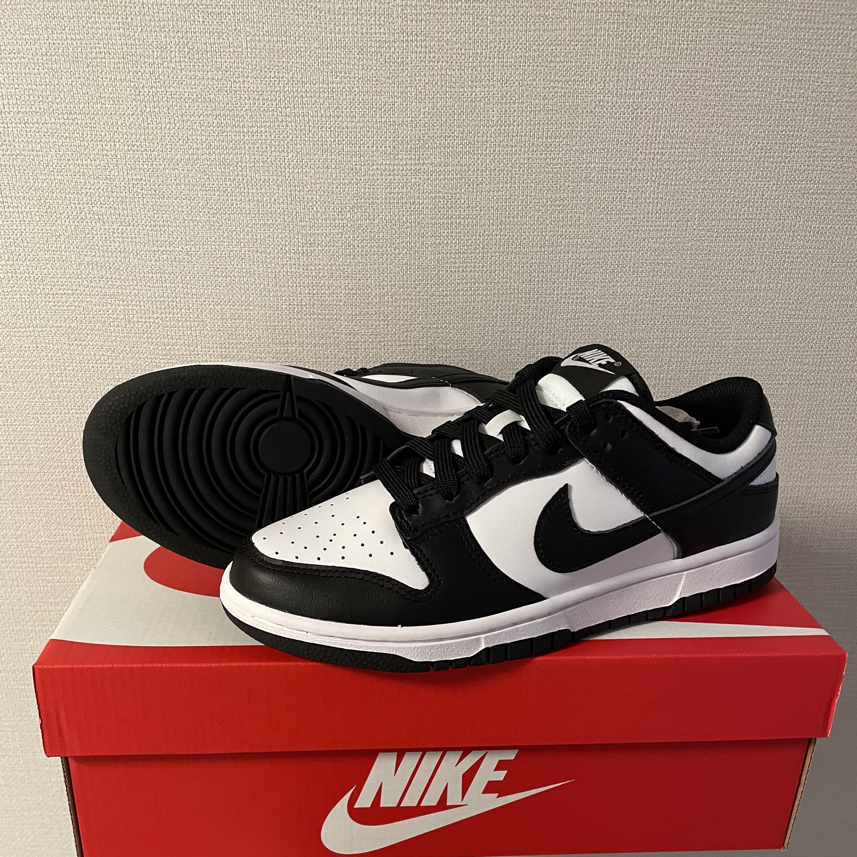(W) Nike Dunk Low Black 착용 스타일 - 4