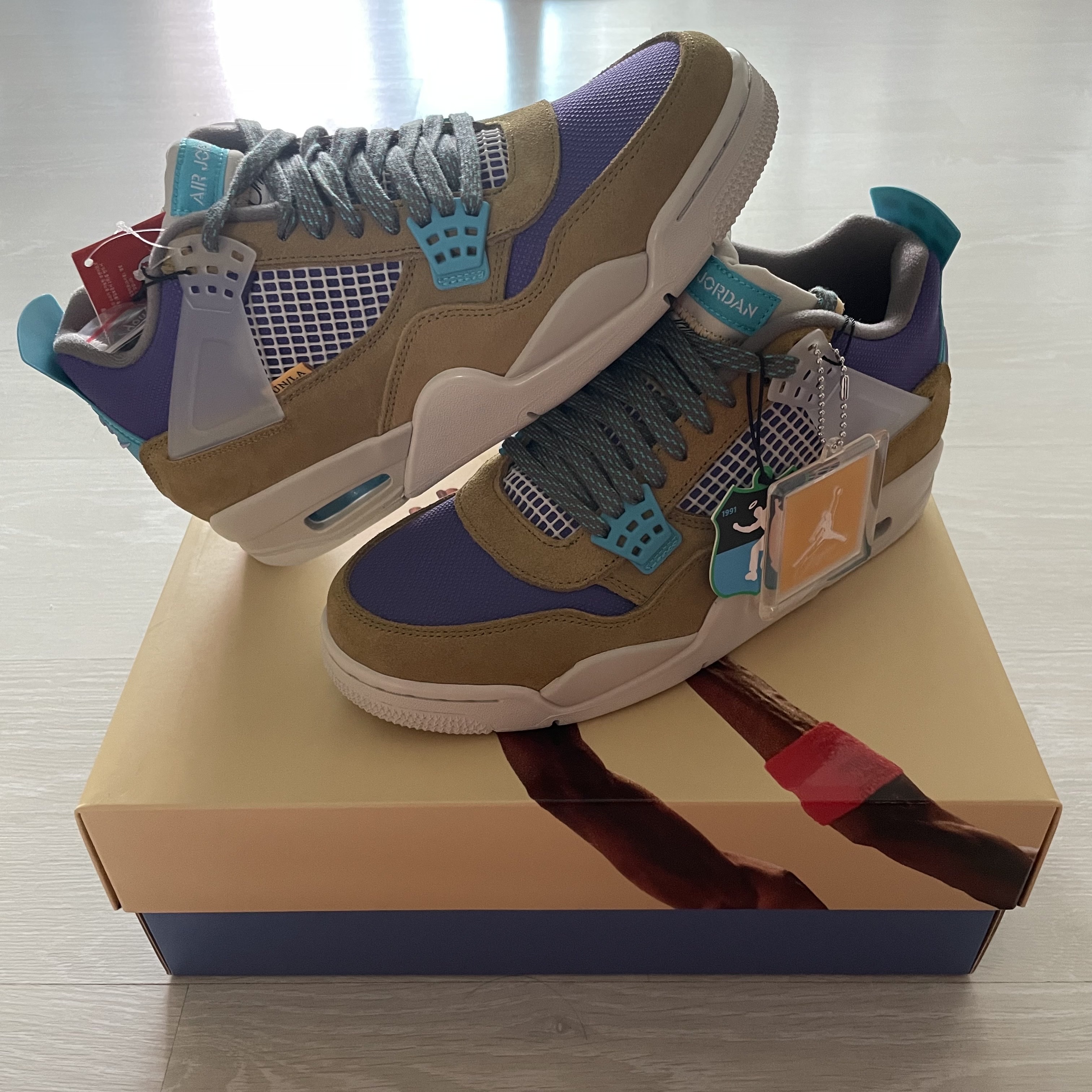 Jordan 4 x Union Retro SP Desert Moss, Jordan 4 x Union Retro Guava Ice 착용 스타일 - 1