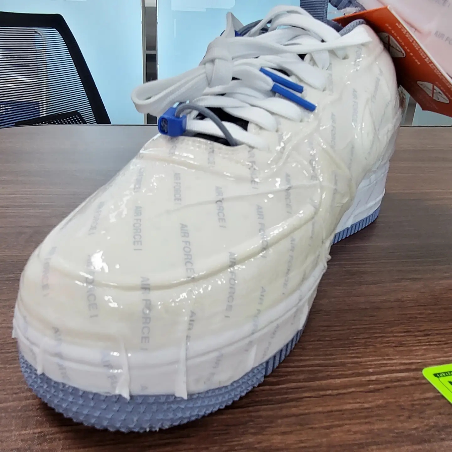 Nike Air Force 1 Low Experimental Postal Ghost 착용 스타일 - 2