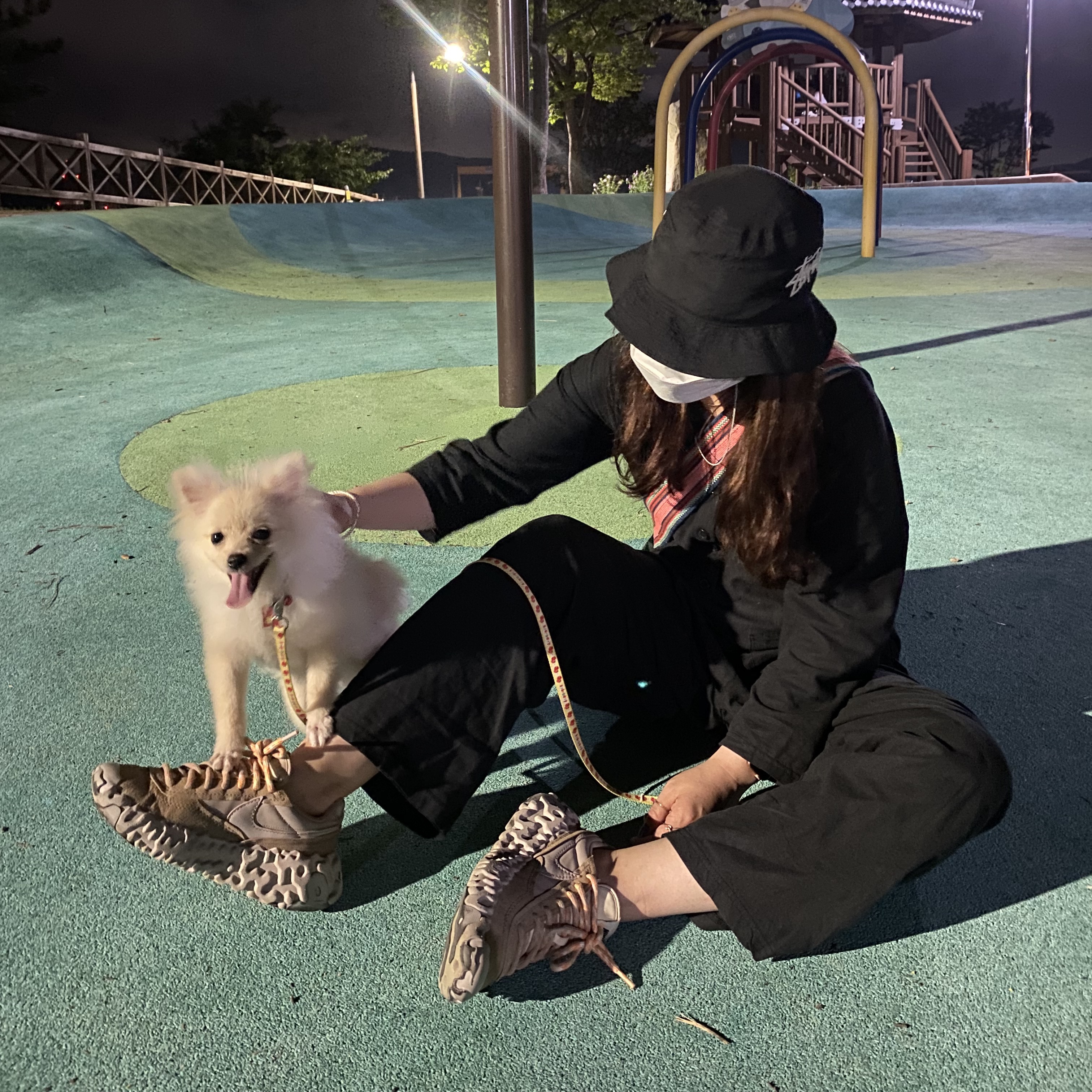 Nike x Stussy Bucket Hat Black 착용 스타일 - 3