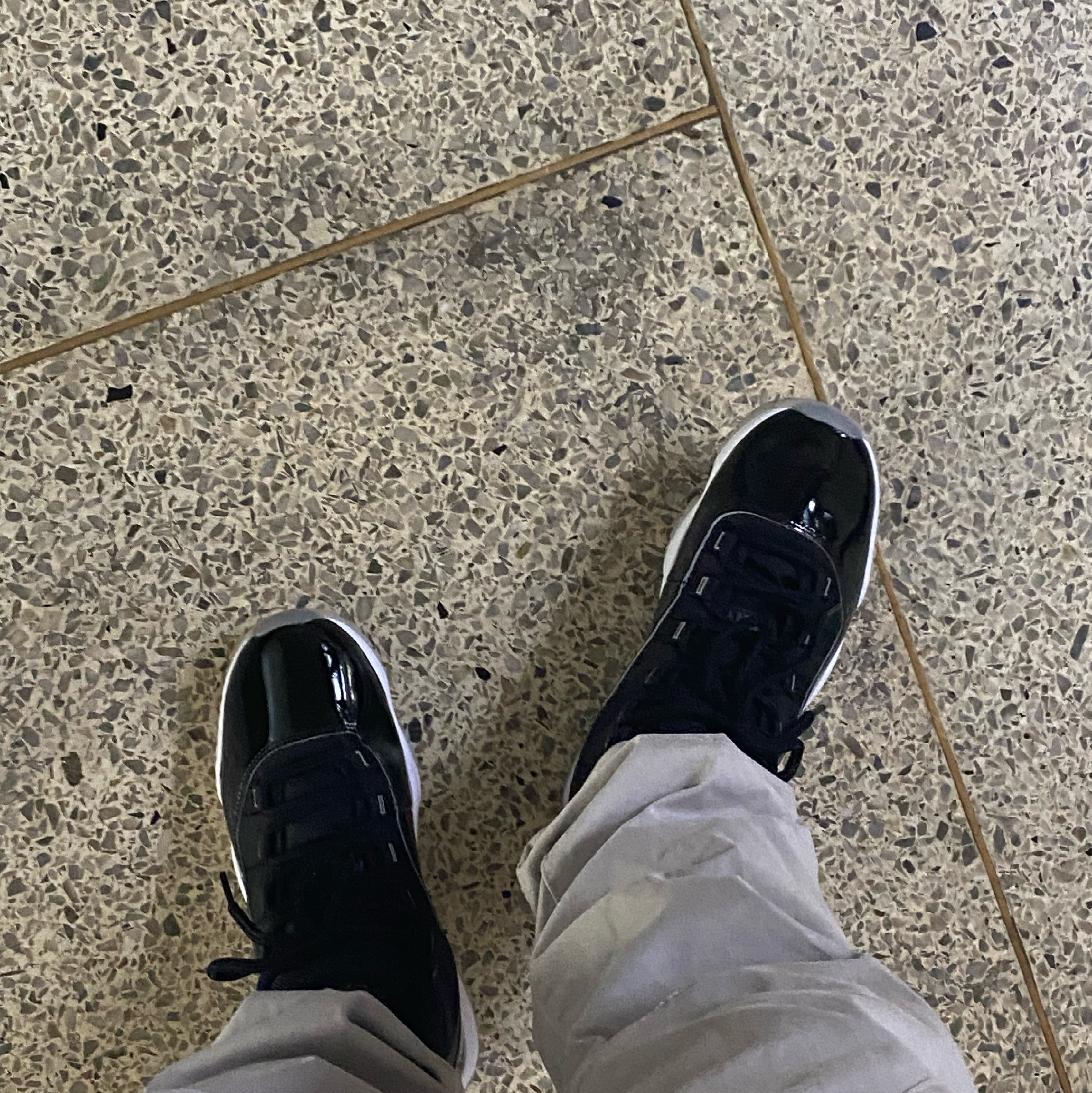 Jordan 11 Retro Jubilee 착용 스타일 - 2