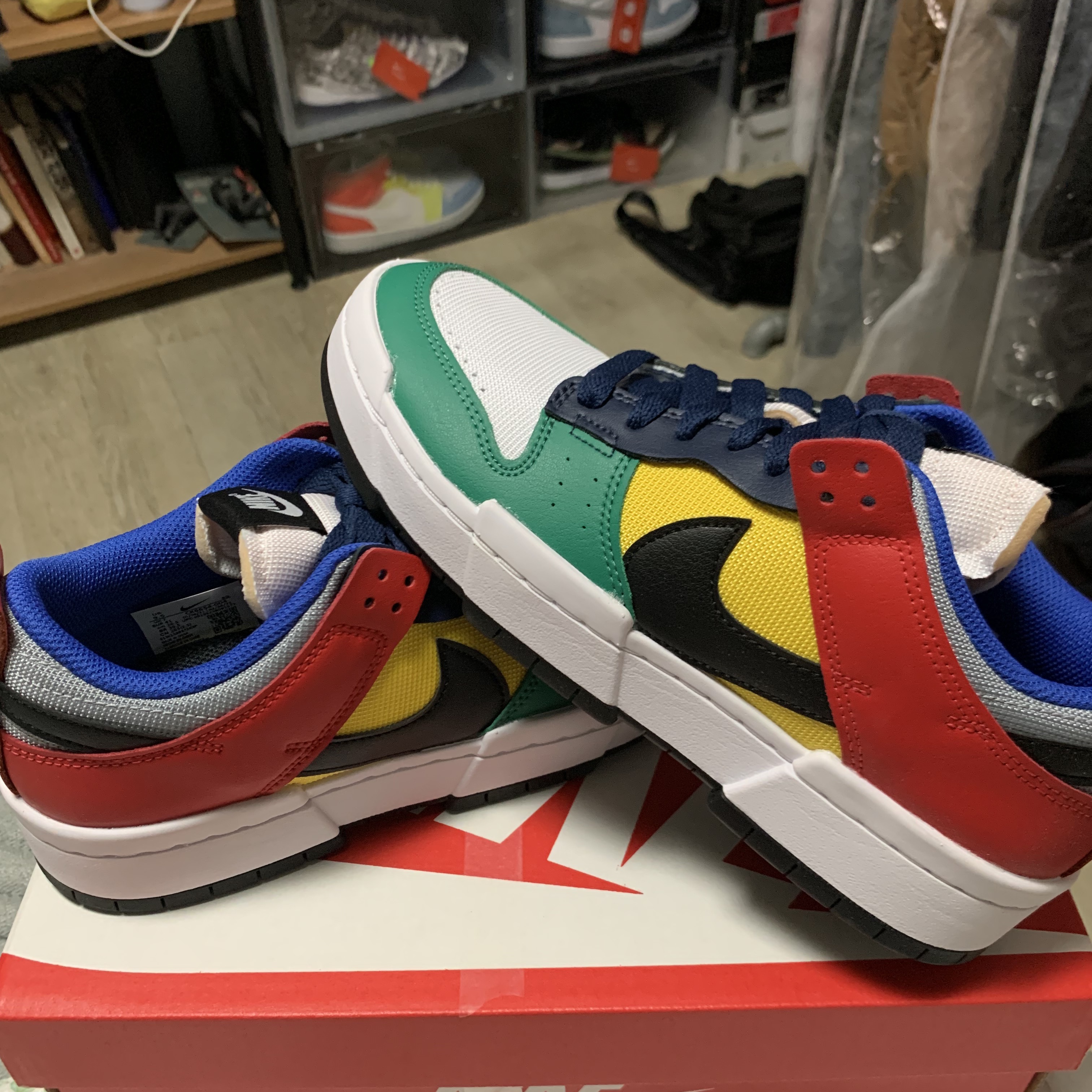 (W) Nike Dunk Low Disrupt Multi-Color 착용 스타일
