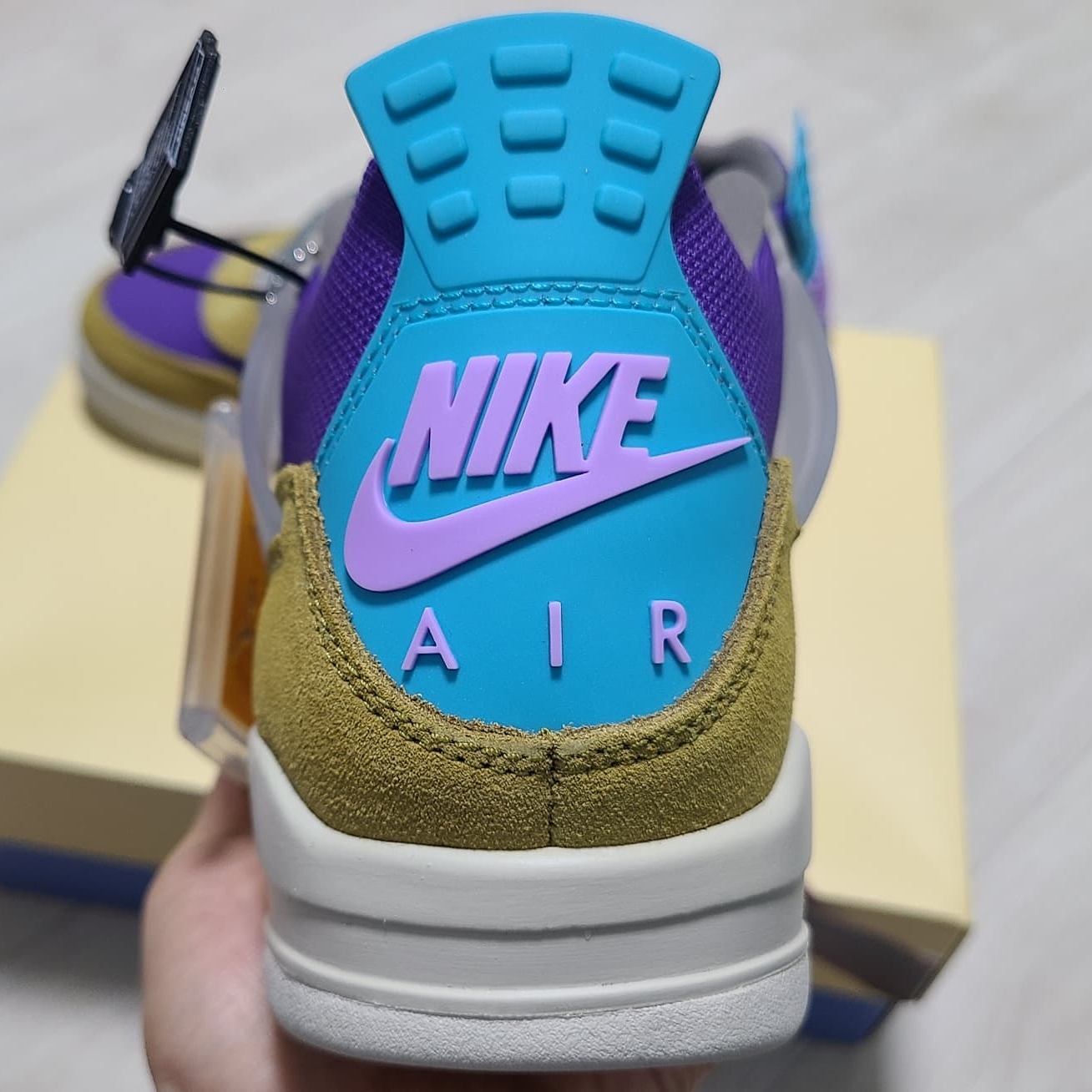 Jordan 4 x Union Retro SP Desert Moss 착용 스타일 - 4