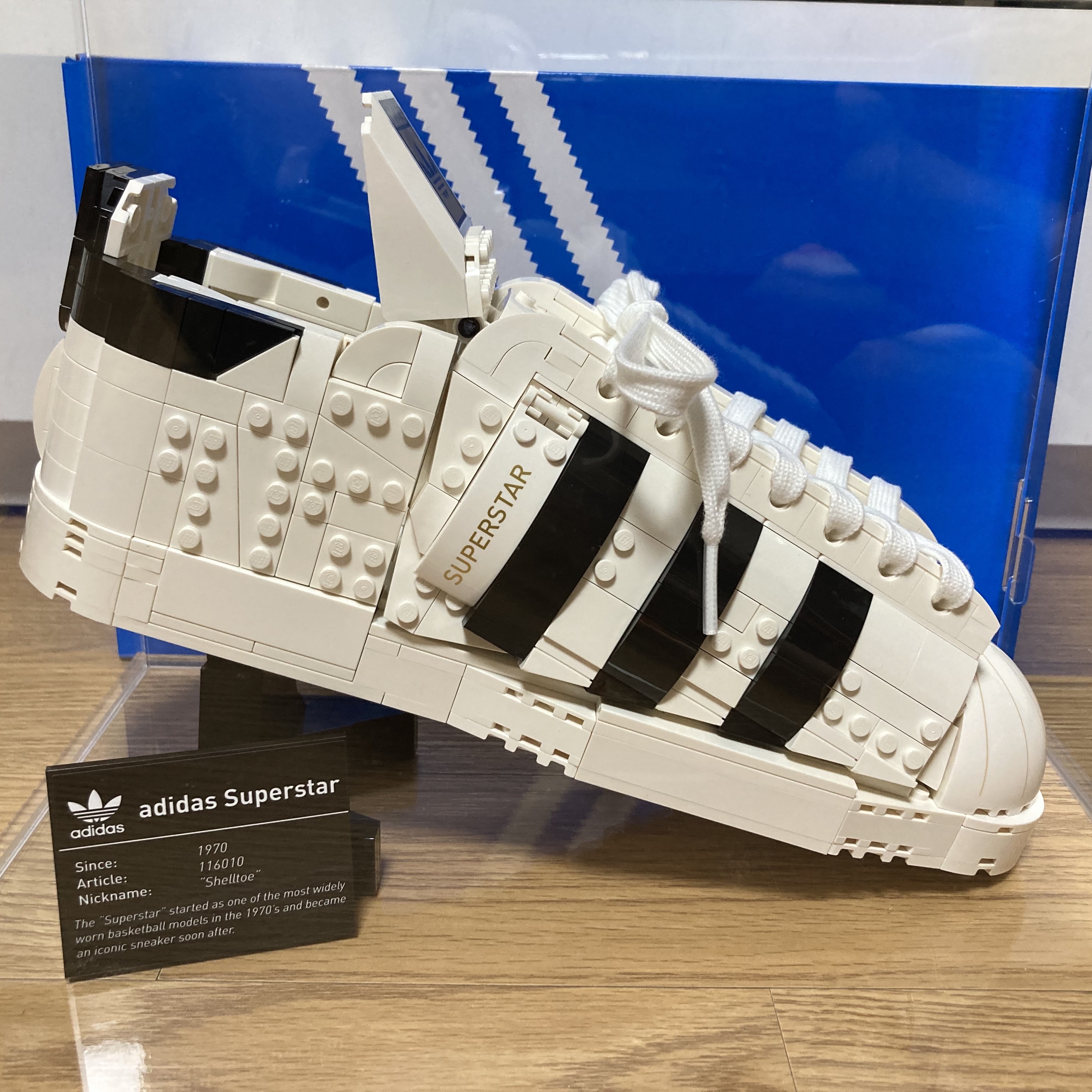 Adidas Superstar Premium White Black 착용 스타일