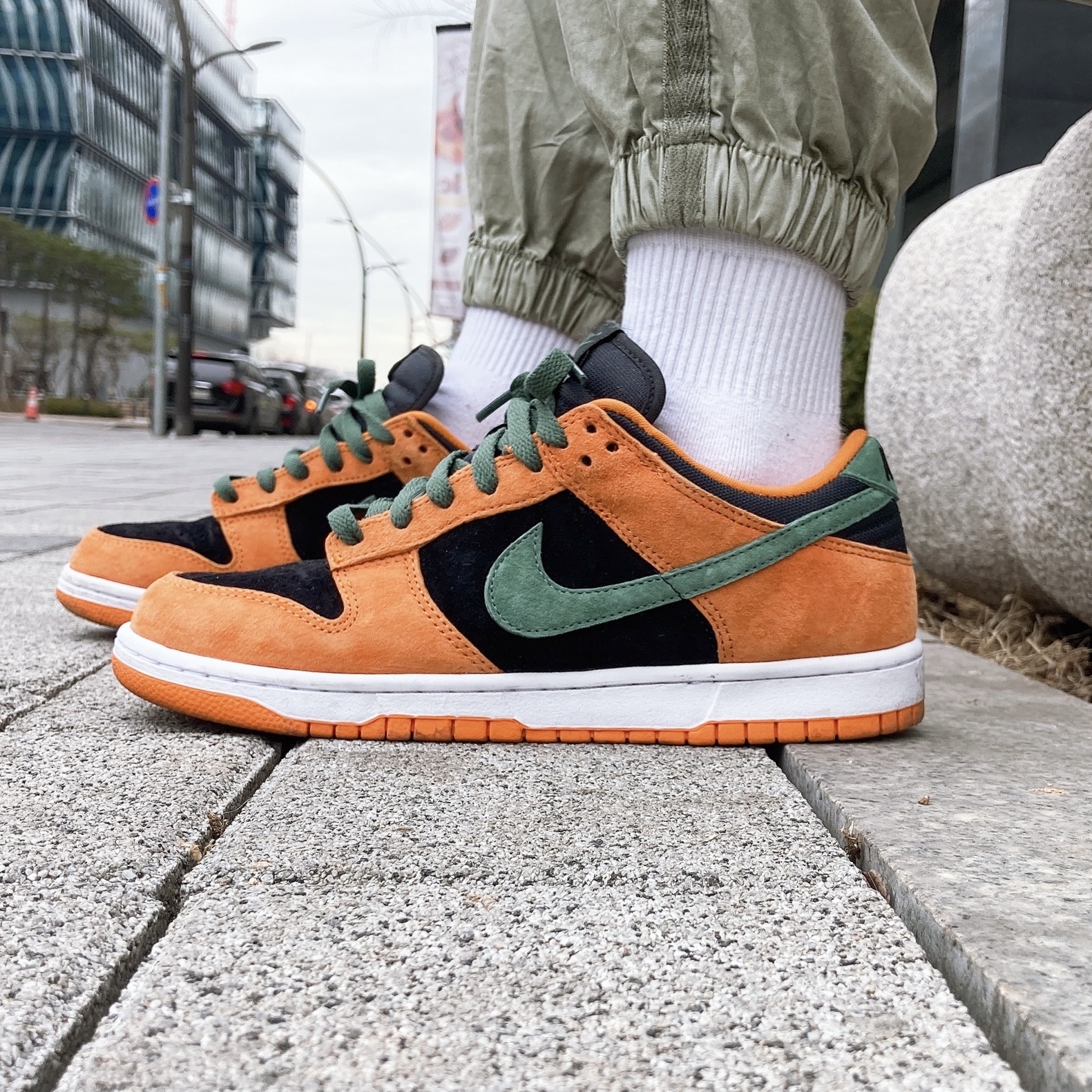 Nike Dunk Low SP Ceramic 착용 스타일