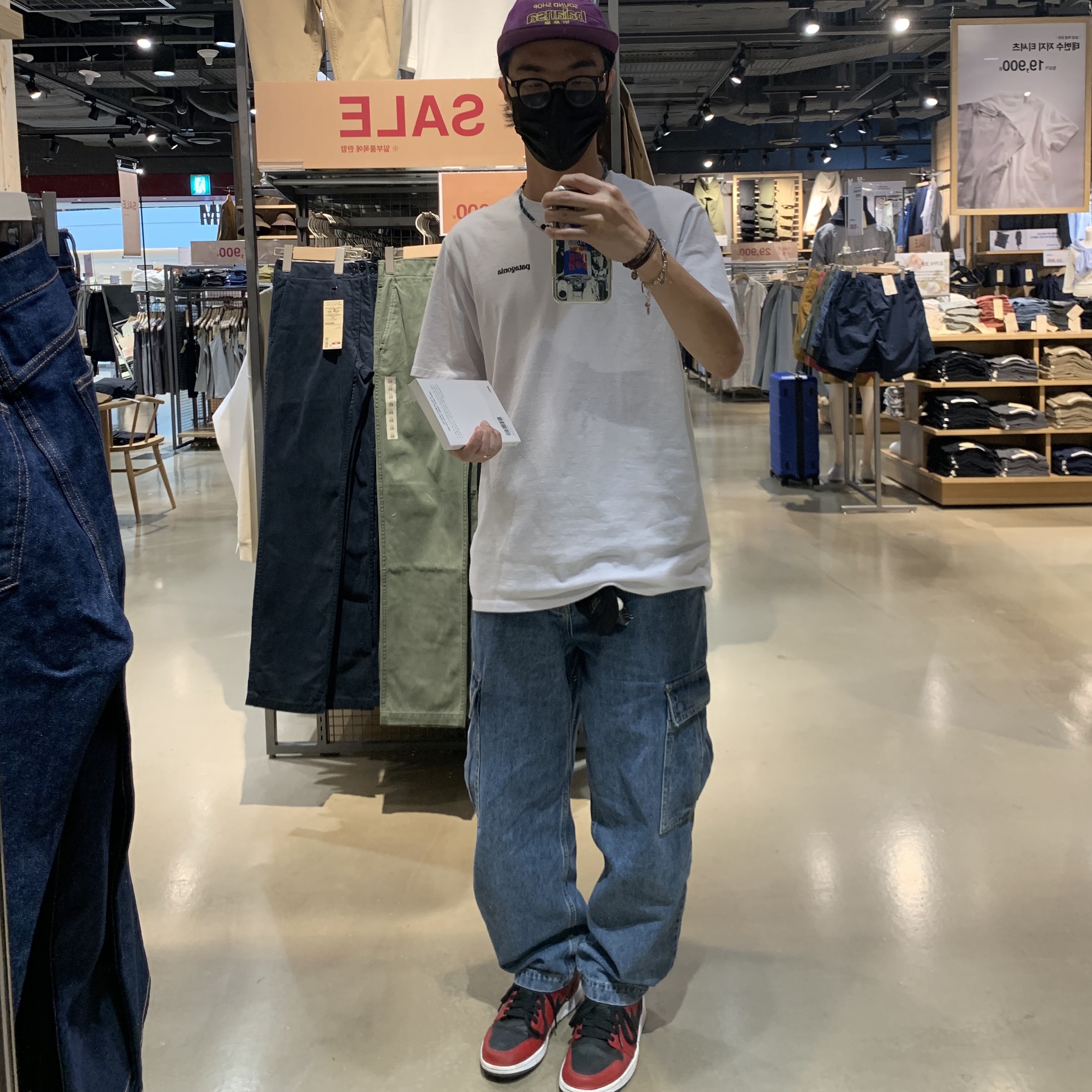 Jordan 1 Low Varsity Red 착용 스타일