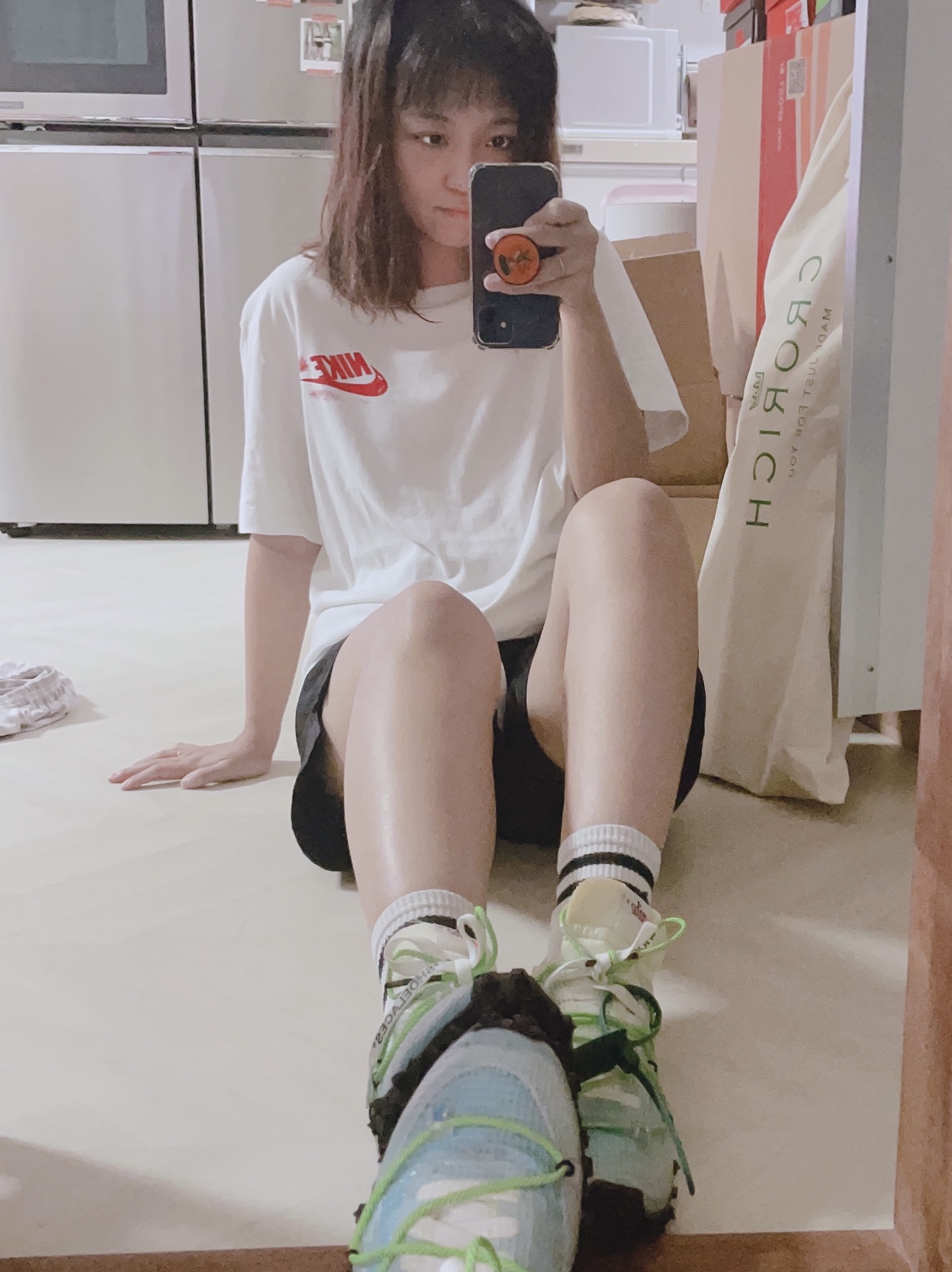(W) Nike x Off-White Waffle Racer Vivid Sky 착용 스타일