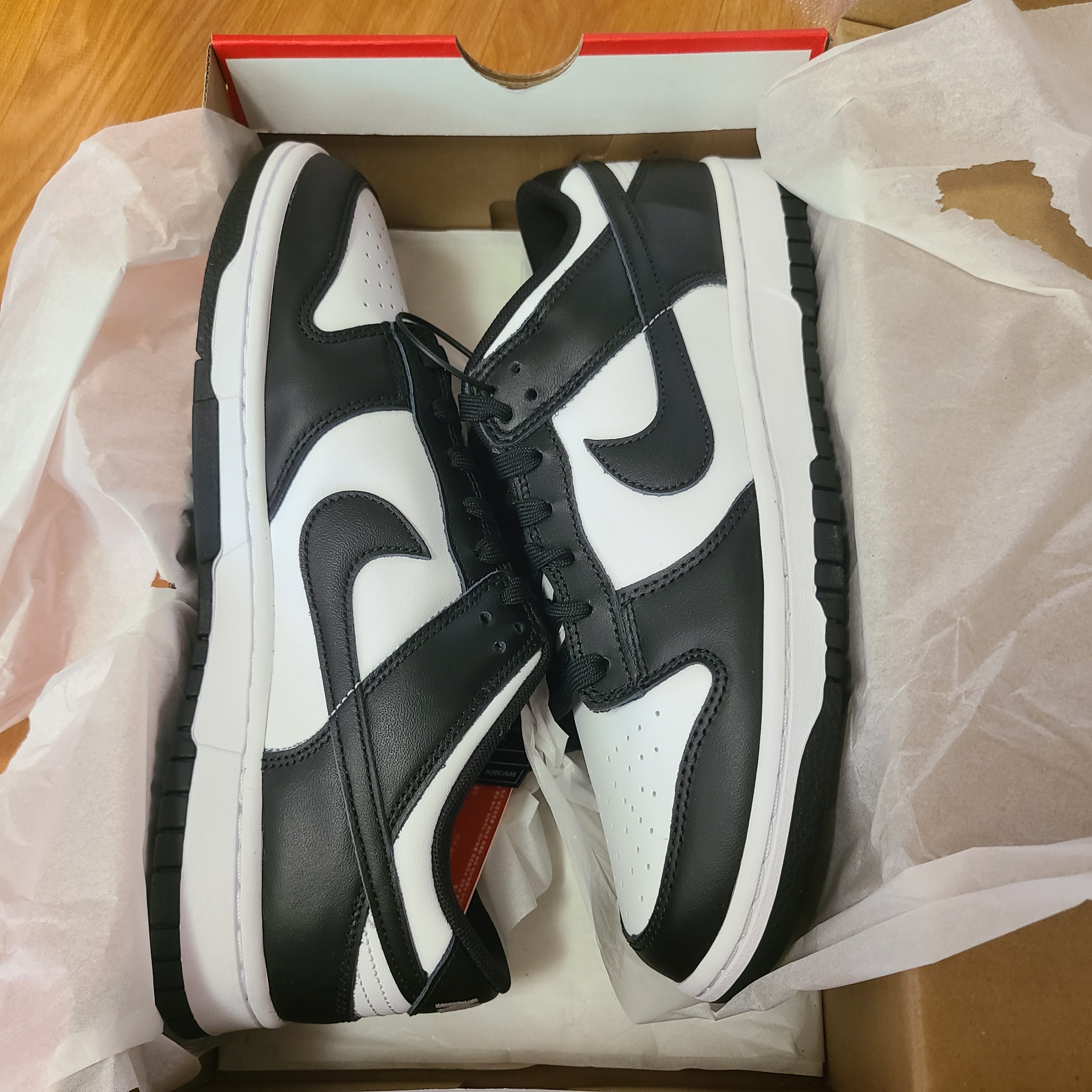 Nike Dunk Low Retro Black 착용 스타일