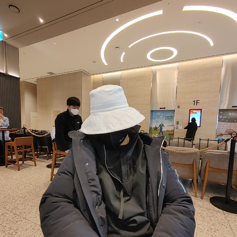 KREAM 프로필 이미지
