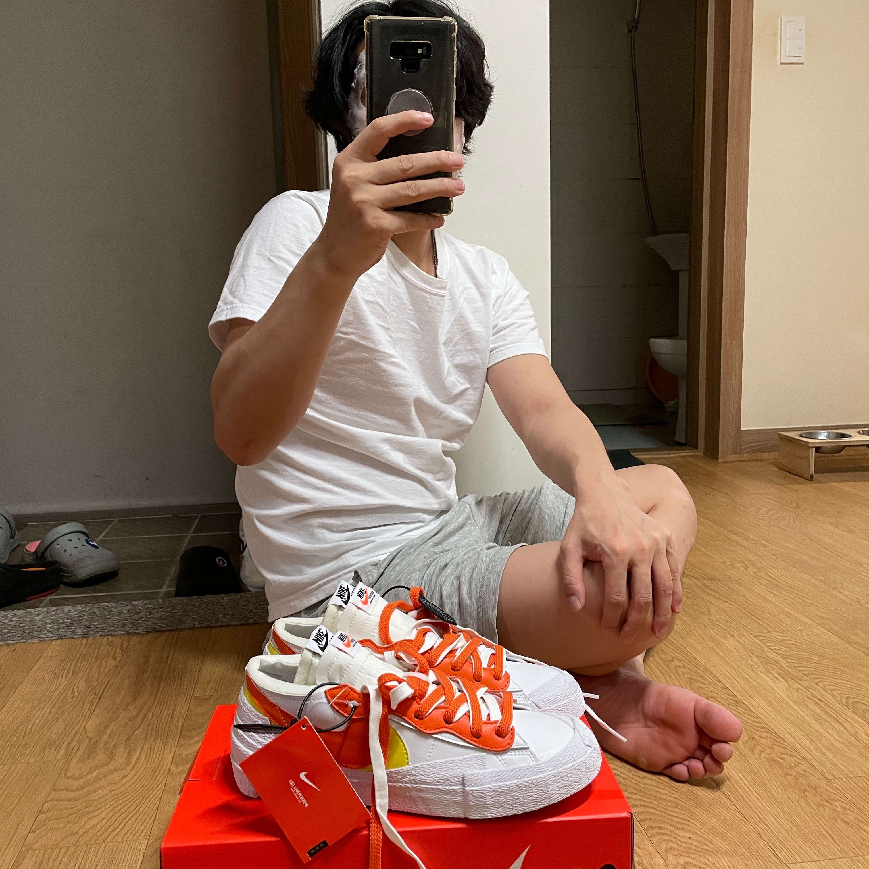 Nike x Sacai Blazer Low Magma Orange 착용 스타일