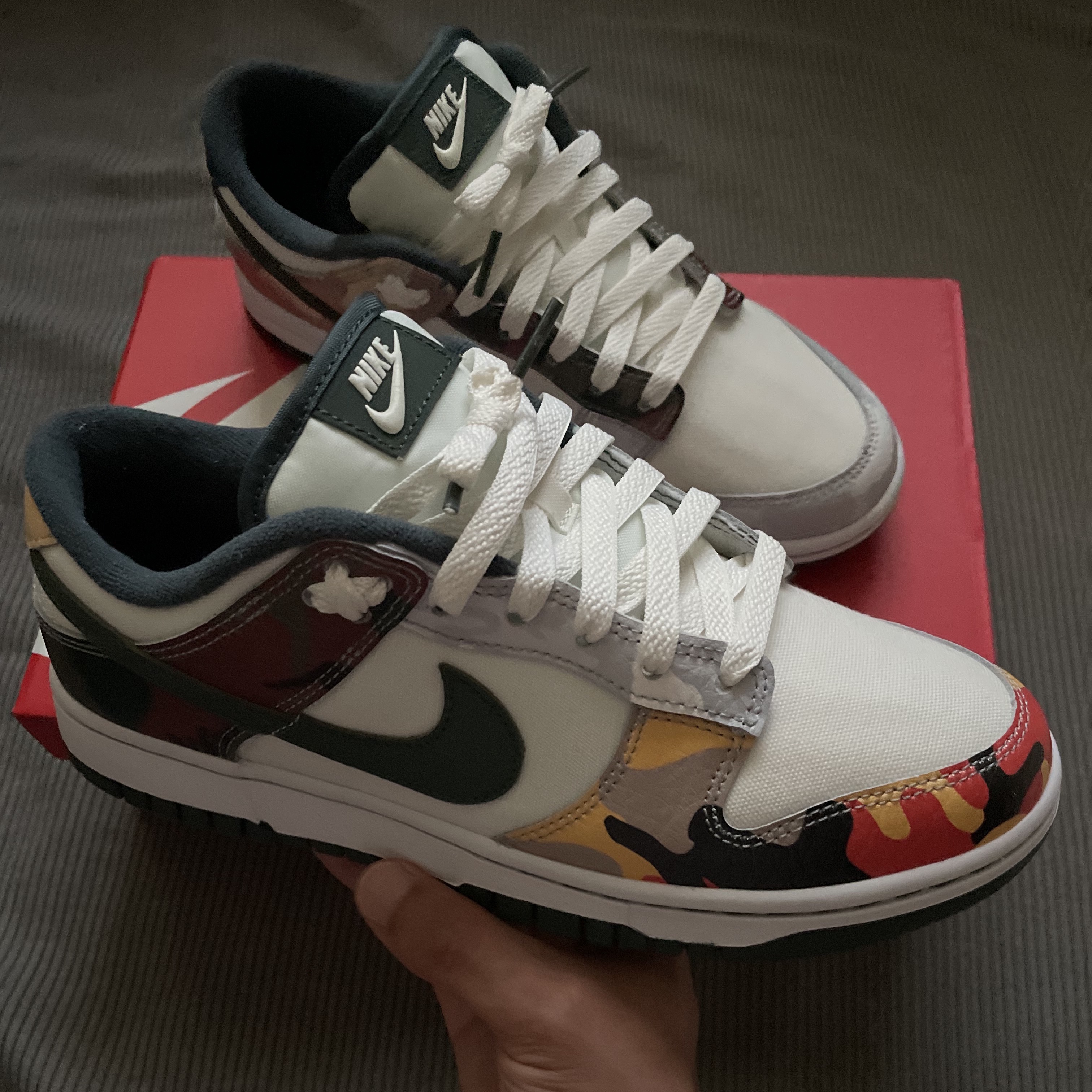 Nike Dunk Low SE Sail Multi Camo 착용 스타일 - 1