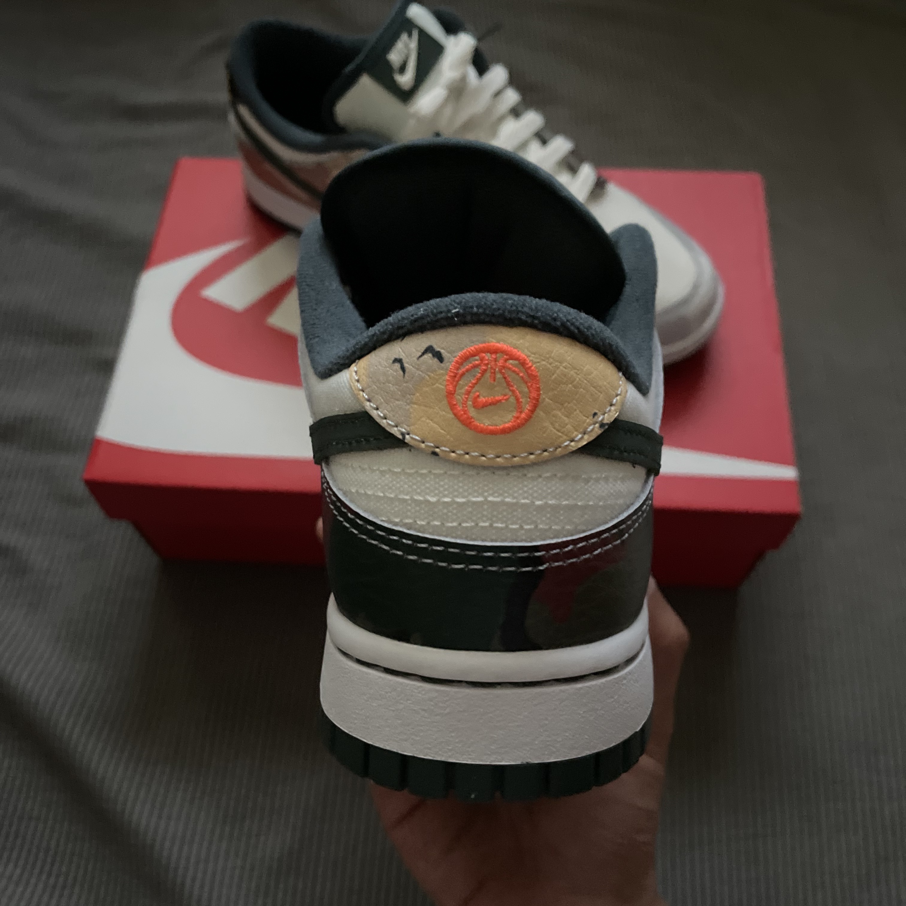 Nike Dunk Low SE Sail Multi Camo 착용 스타일 - 4