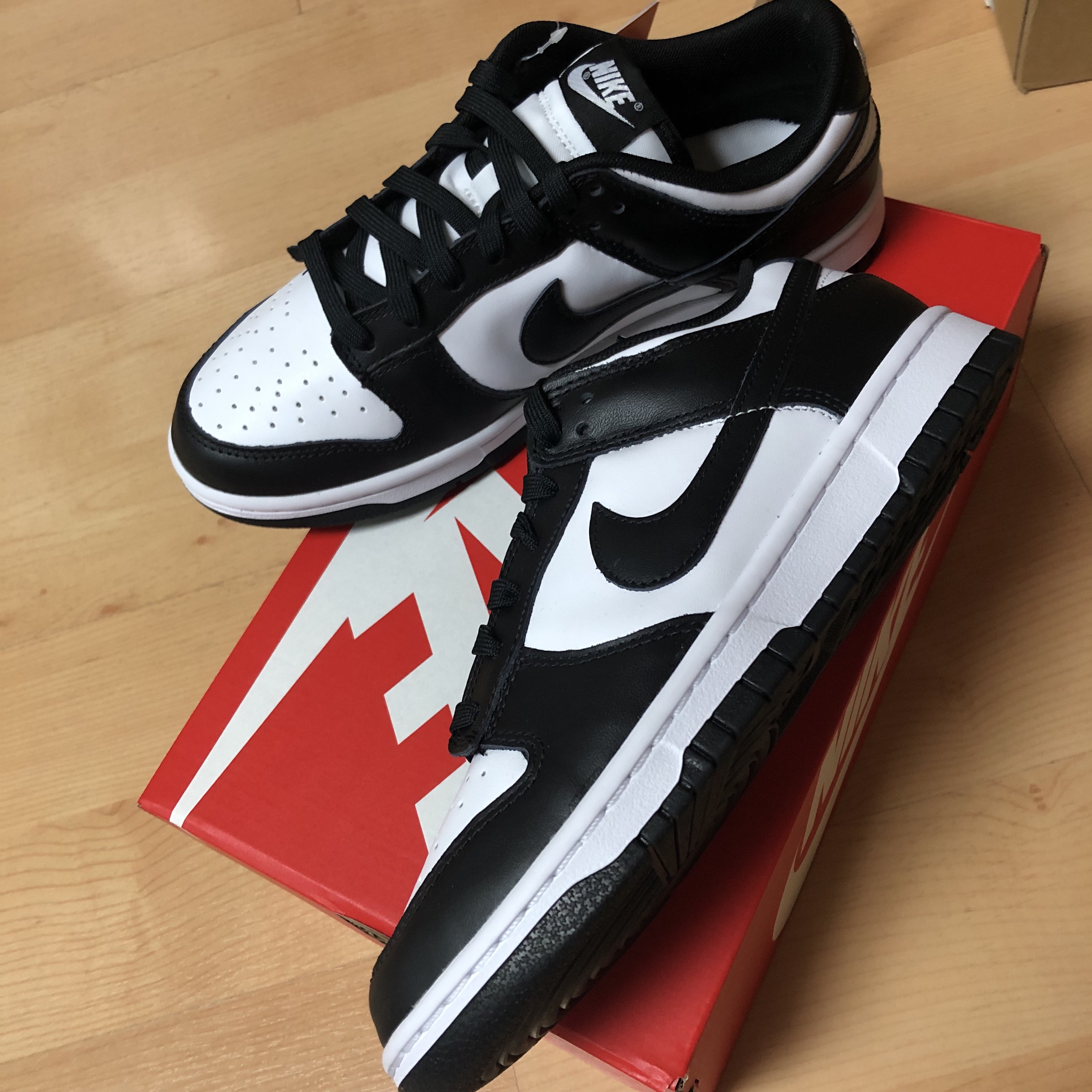 Nike Dunk Low Retro Black 착용 스타일 - 3