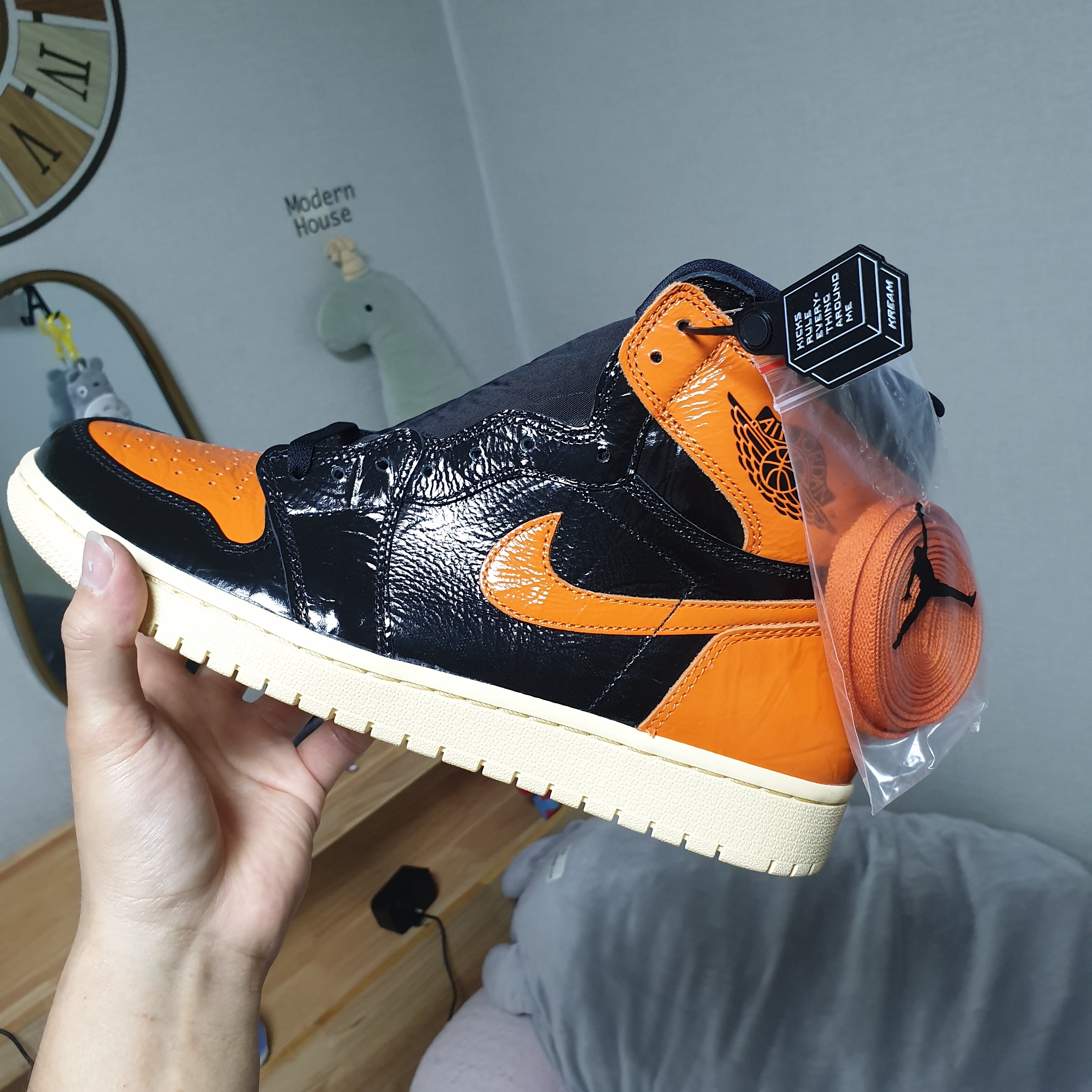 Jordan 1 Retro High Shattered Backboard 3.0 착용 스타일 - 3