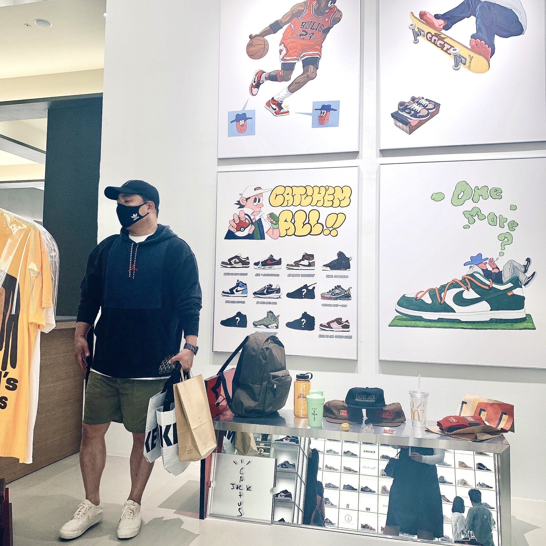 Vans x Rhude Diamo NI Bandana Marshmallow, Stone Island B0943 Nylon Metal Swimming Trunk Olive Green - 21SS 착용 스타일