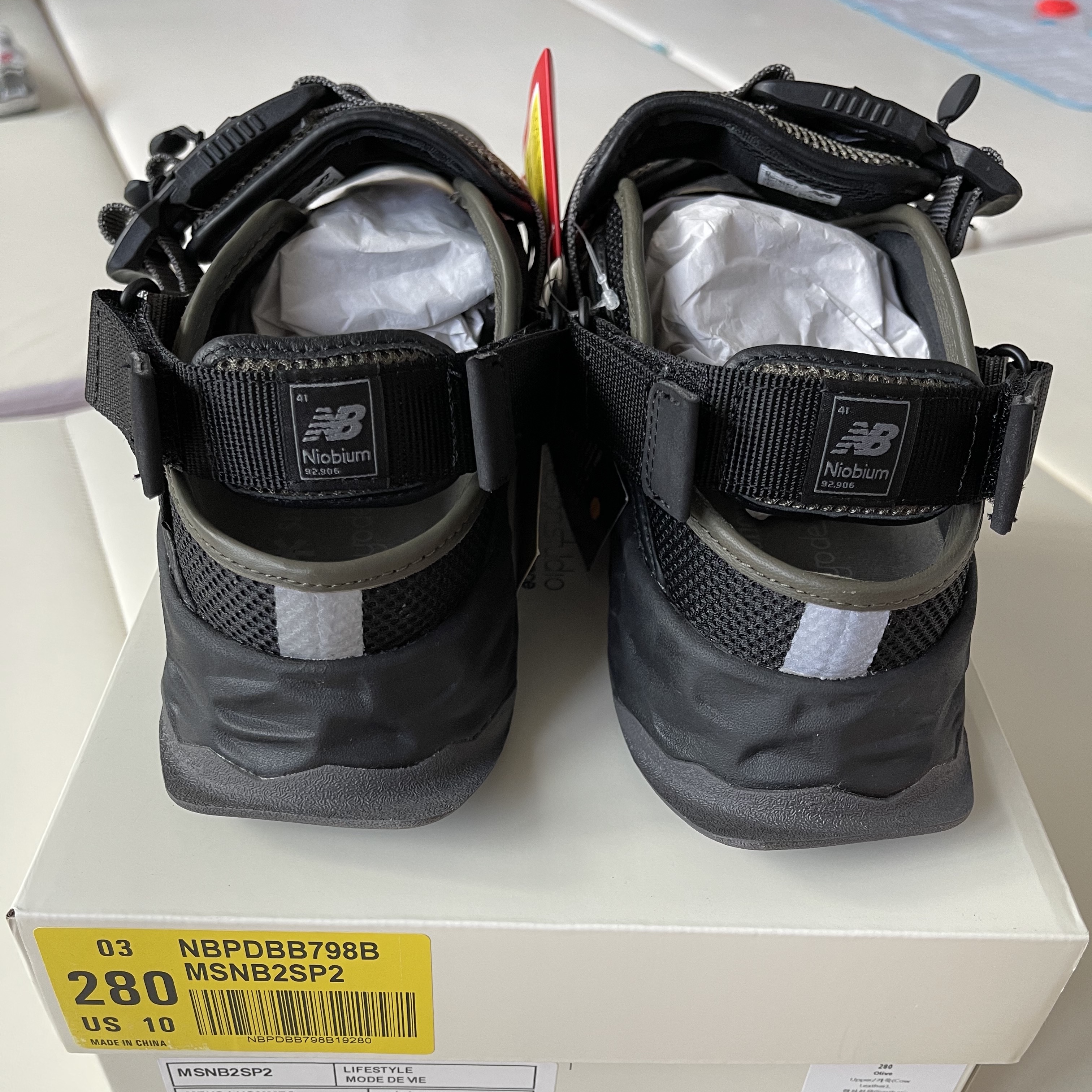New Balance x Tokyo Design Studio x Snow Peak Niobium Concept 2 착용 스타일 - 2
