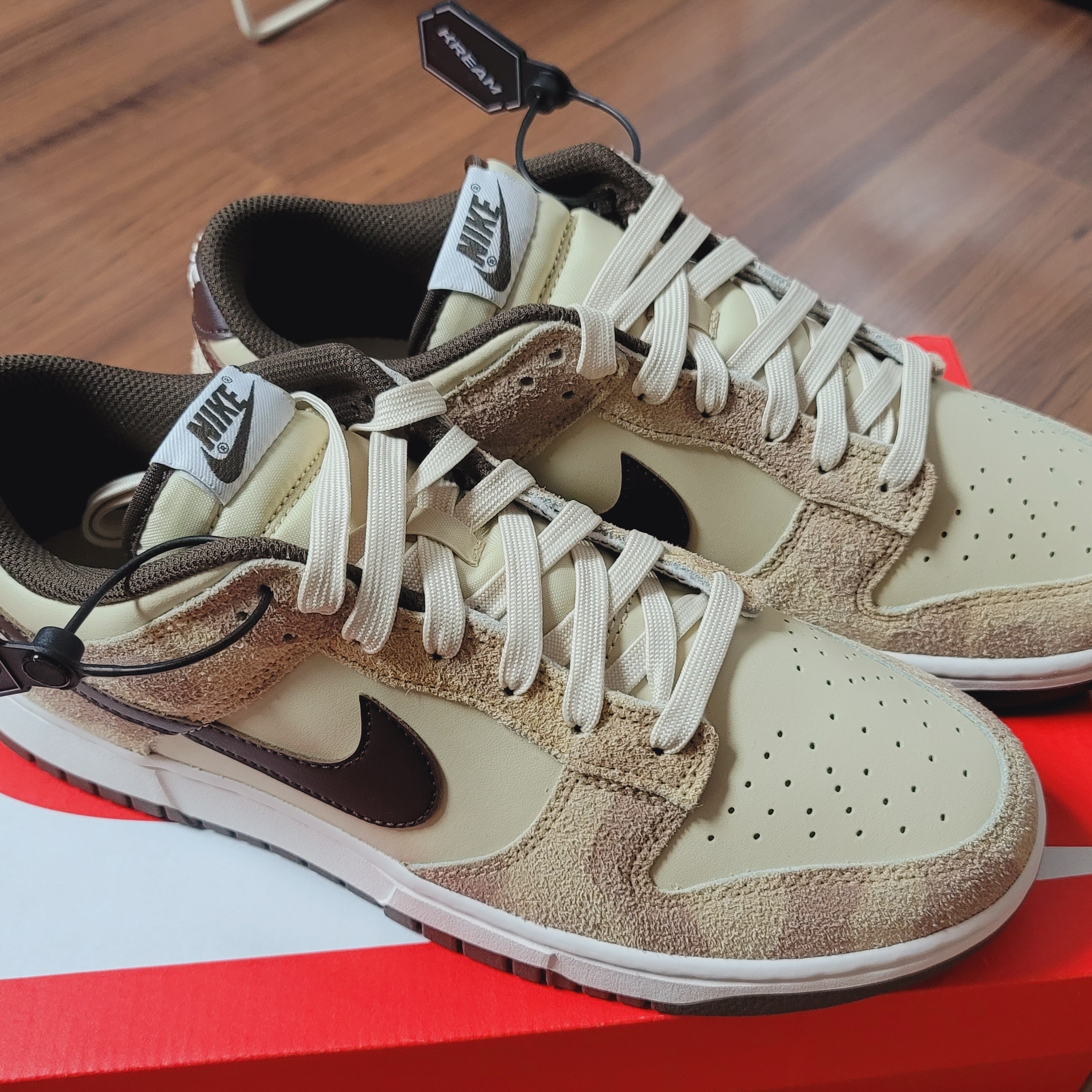 Nike Dunk Low Retro PRM Cheetah 착용 스타일