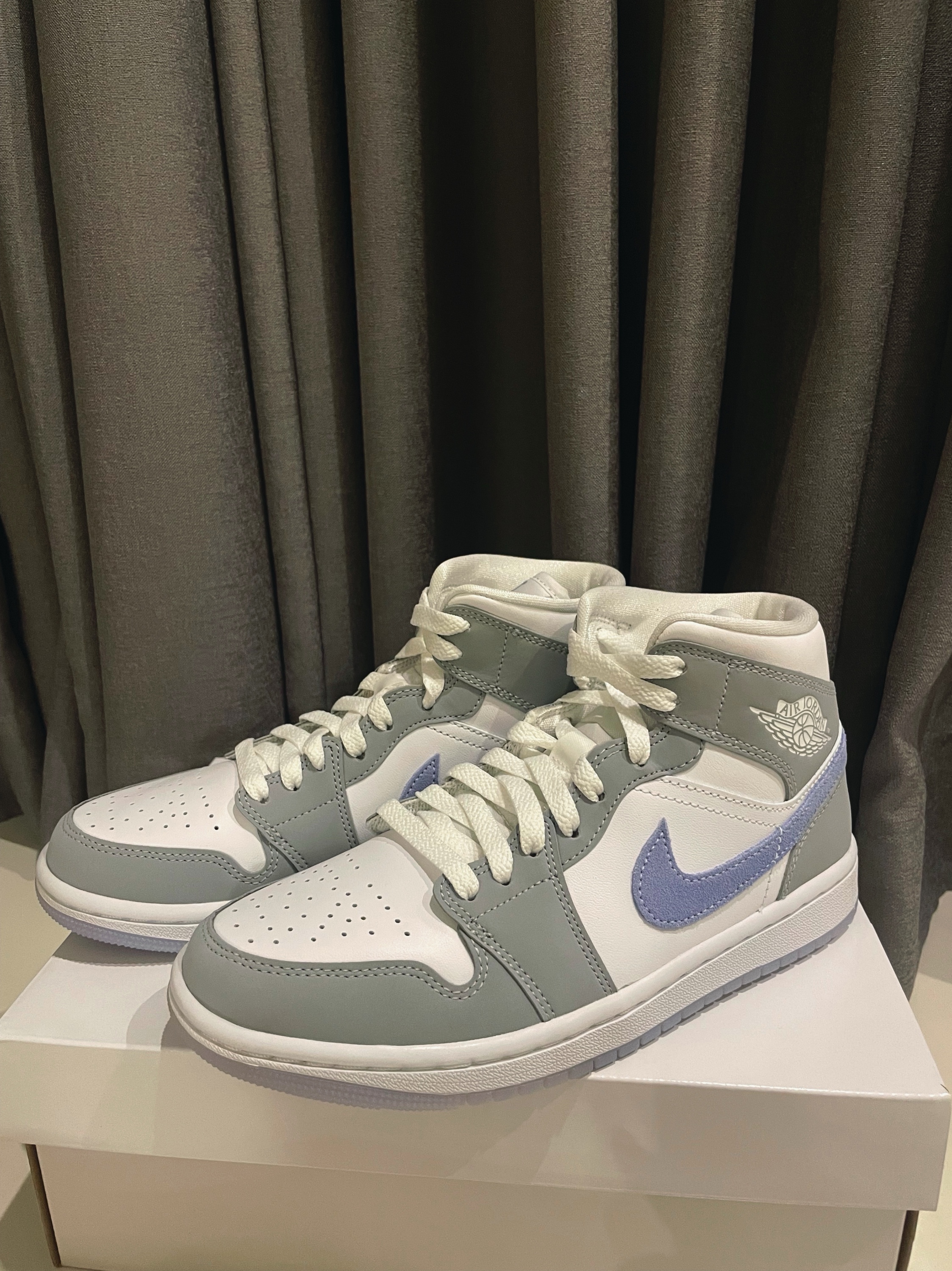 (GS) Jordan 1 Retro High OG Hyper Royal, Jordan 1 Retro High OG Hyper Royal 착용 스타일 - 3