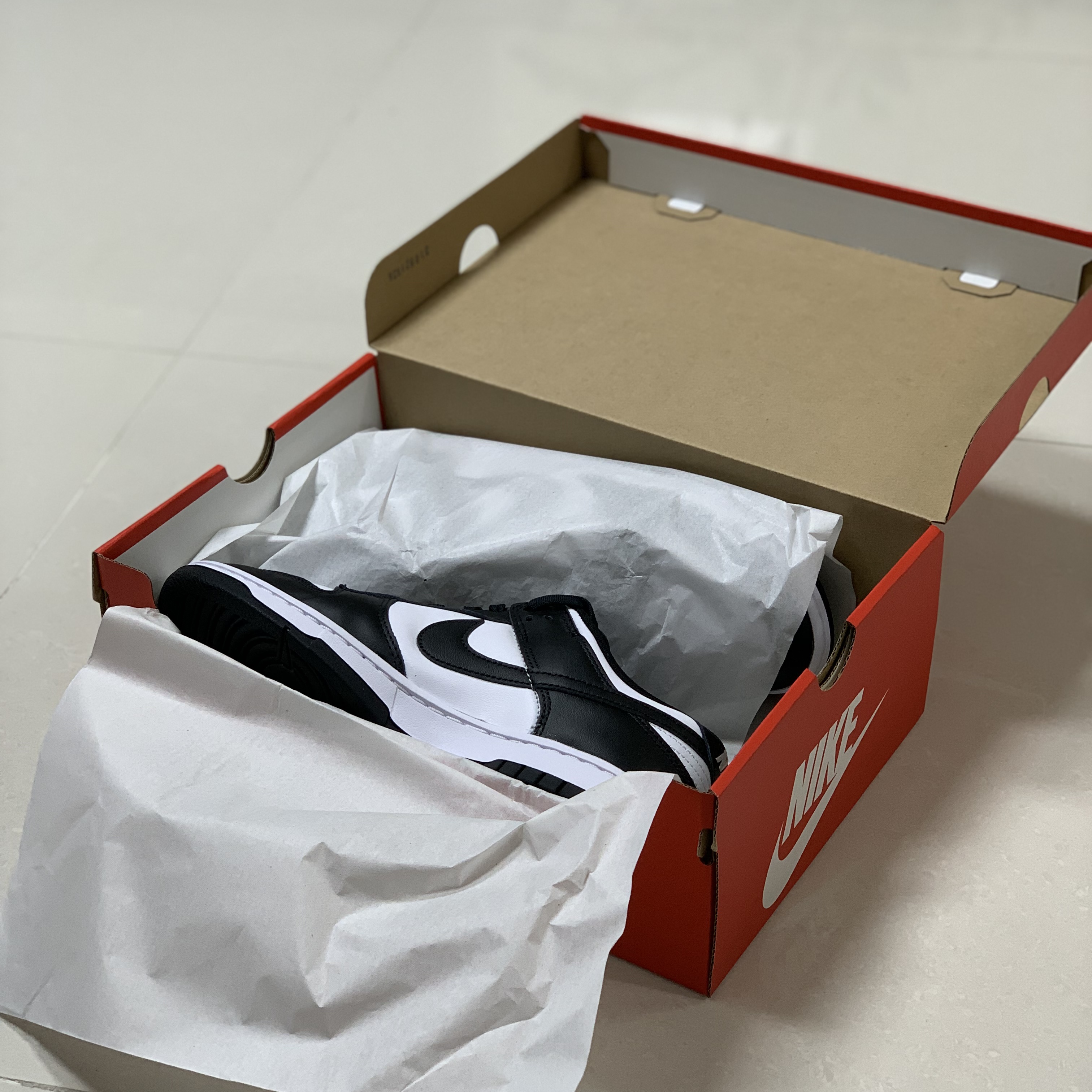 Nike Dunk Low Retro Black 착용 스타일 - 3