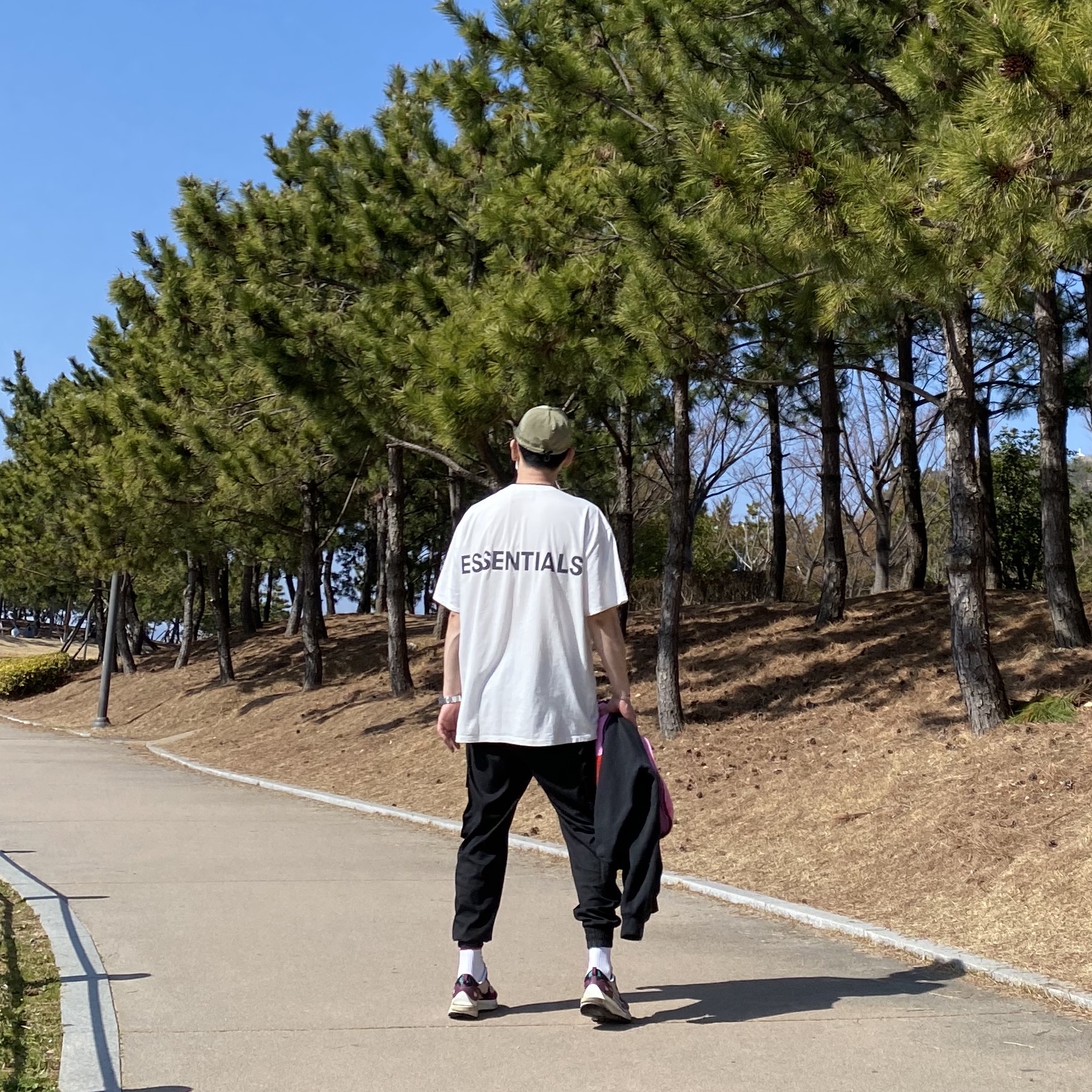 Nike x Sacai VaporWaffle String & Black Villain Red 착용 스타일