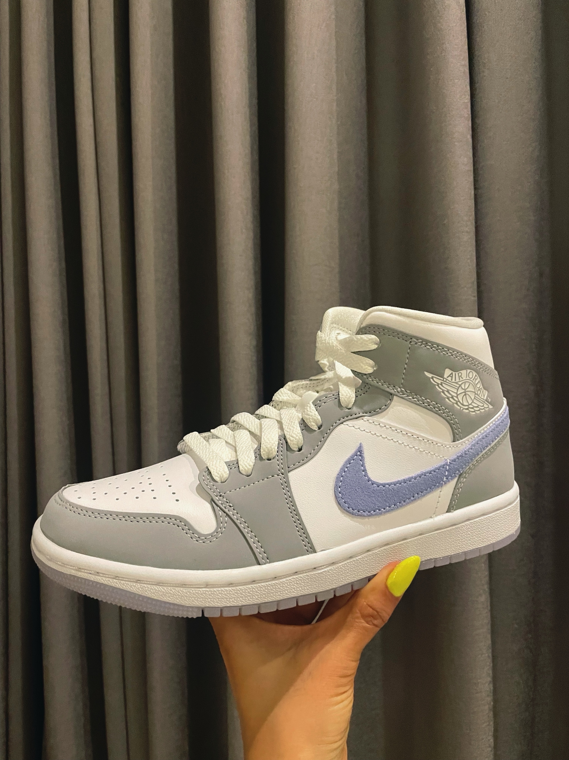(GS) Jordan 1 Retro High OG Hyper Royal, Jordan 1 Retro High OG Hyper Royal 착용 스타일 - 2
