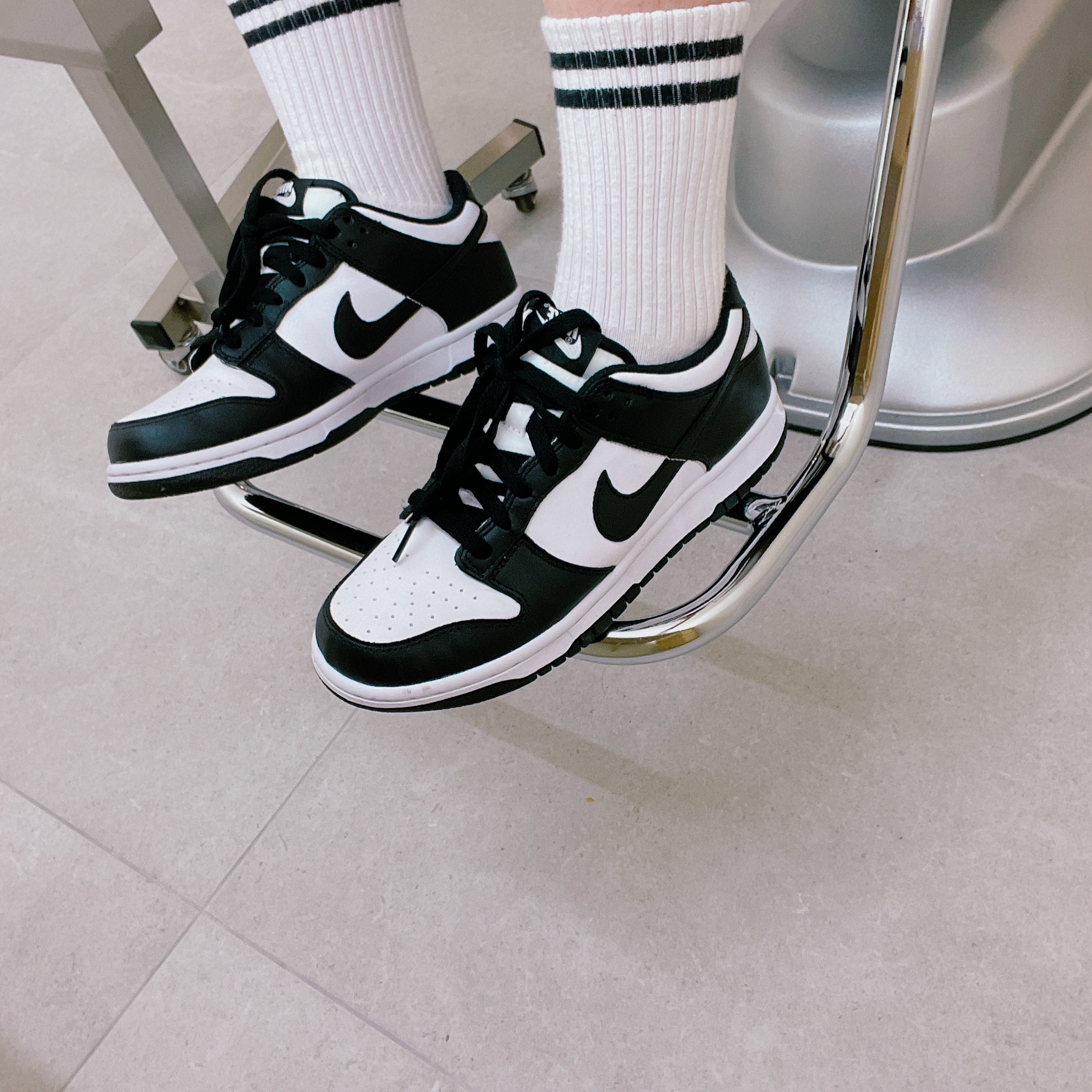(W) Nike Dunk Low Black 착용 스타일