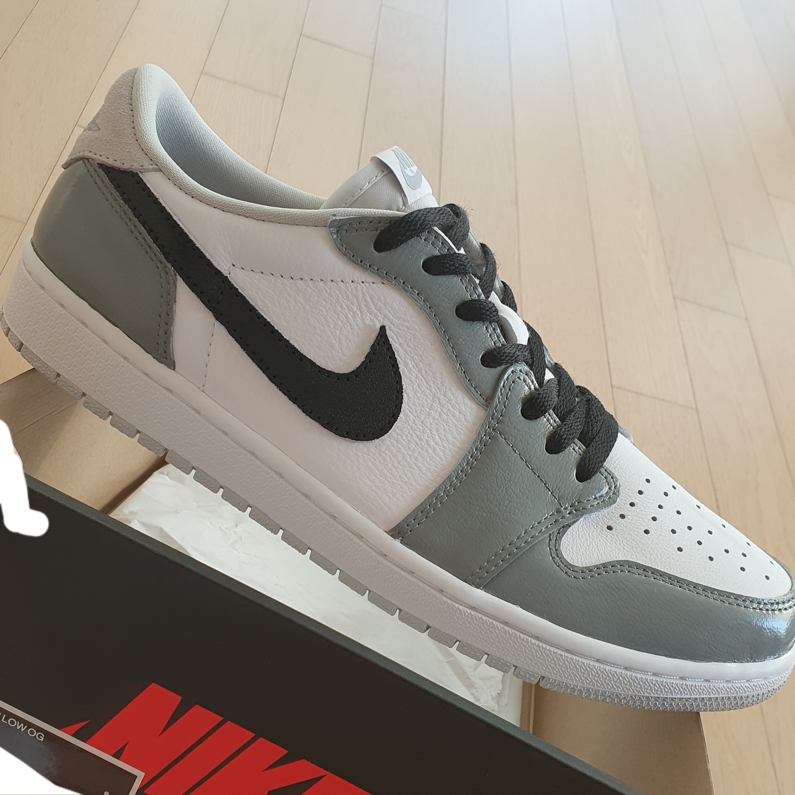 Jordan 1 Low OG Neutral Grey 착용 스타일 - 5