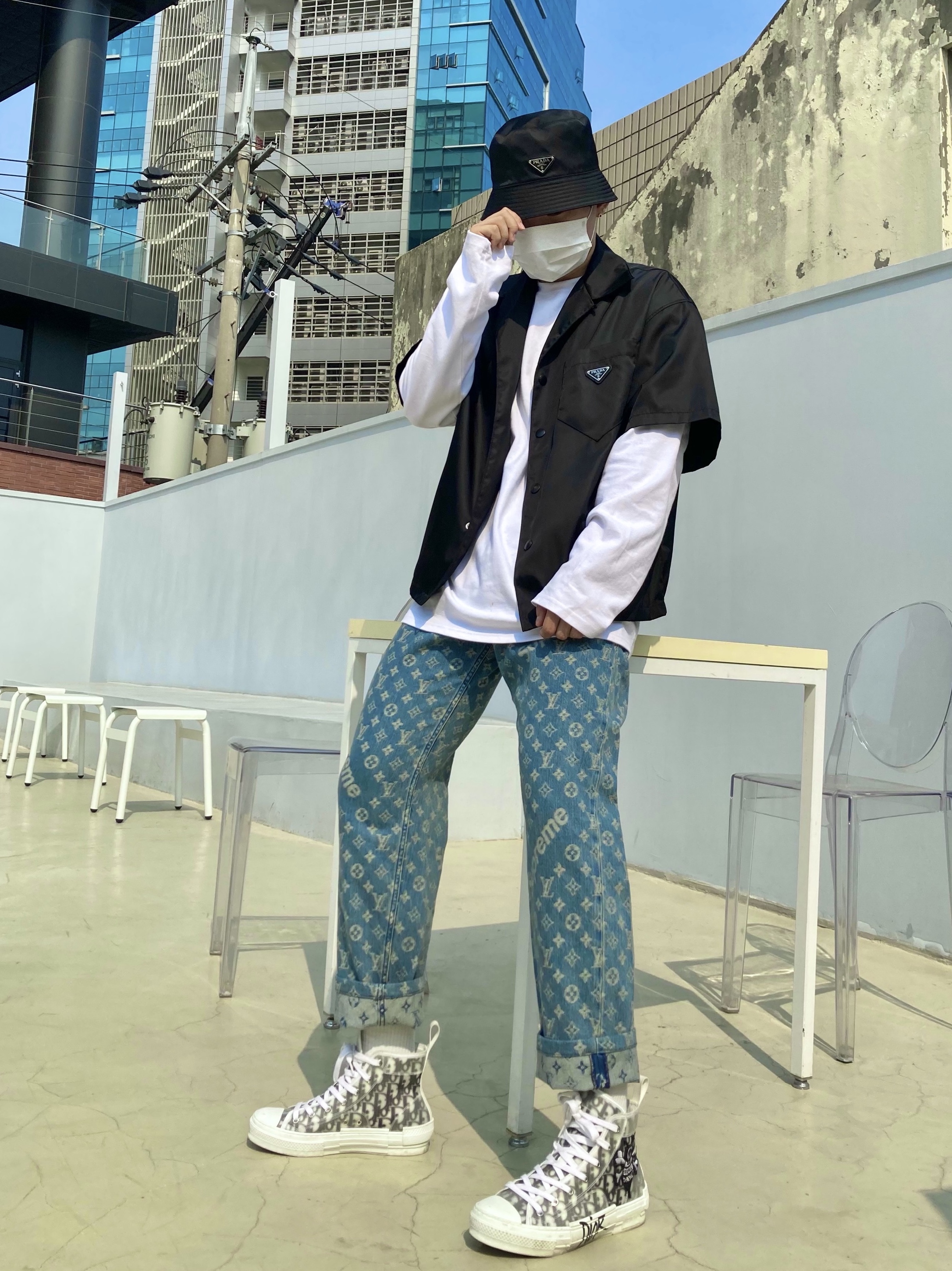 Dior x Shawn B23 High Dior Oblique Canvas Bee Embroidery Patch 착용 스타일