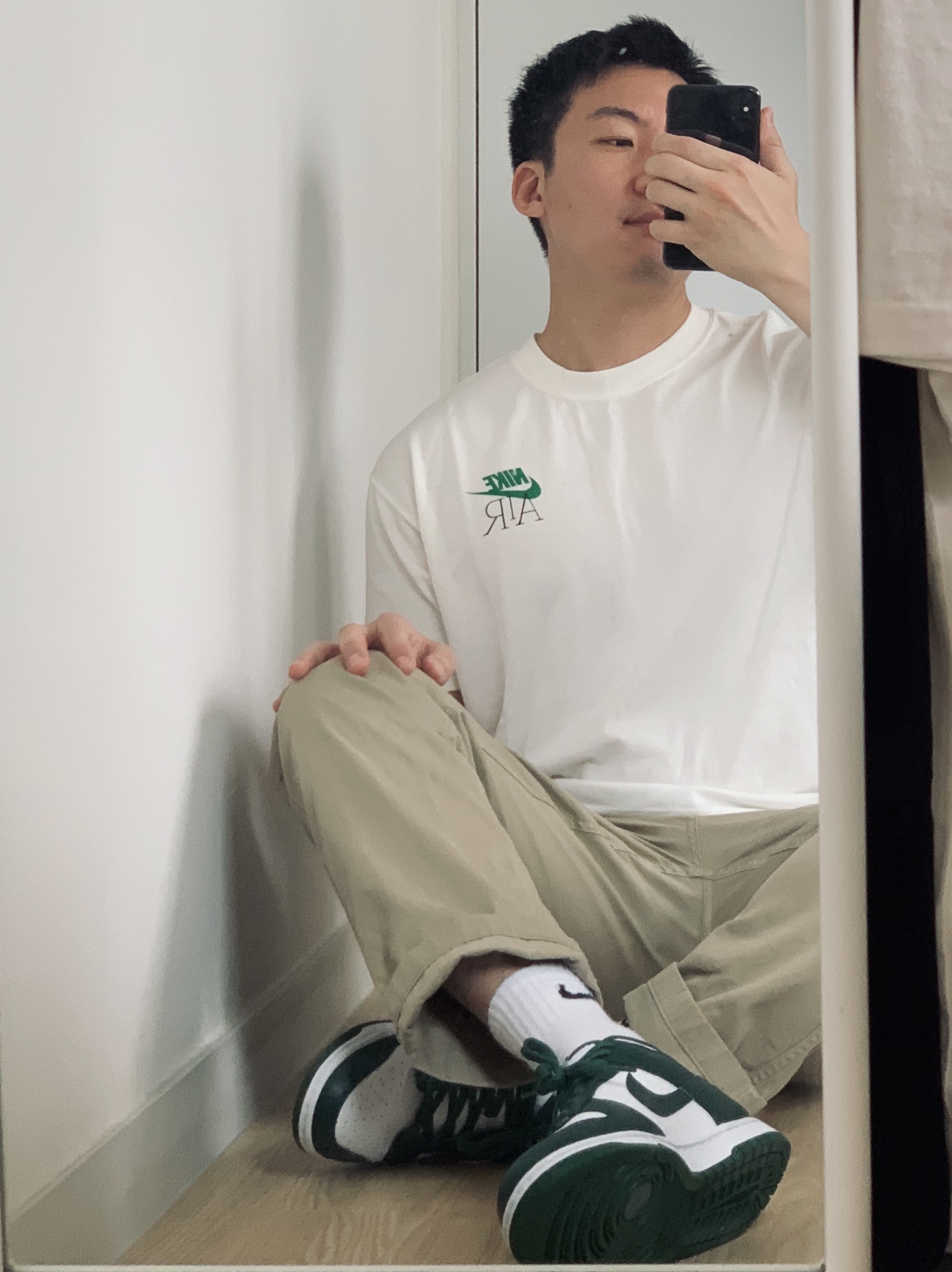 Nike Dunk Low Retro Varsity Green 착용 스타일