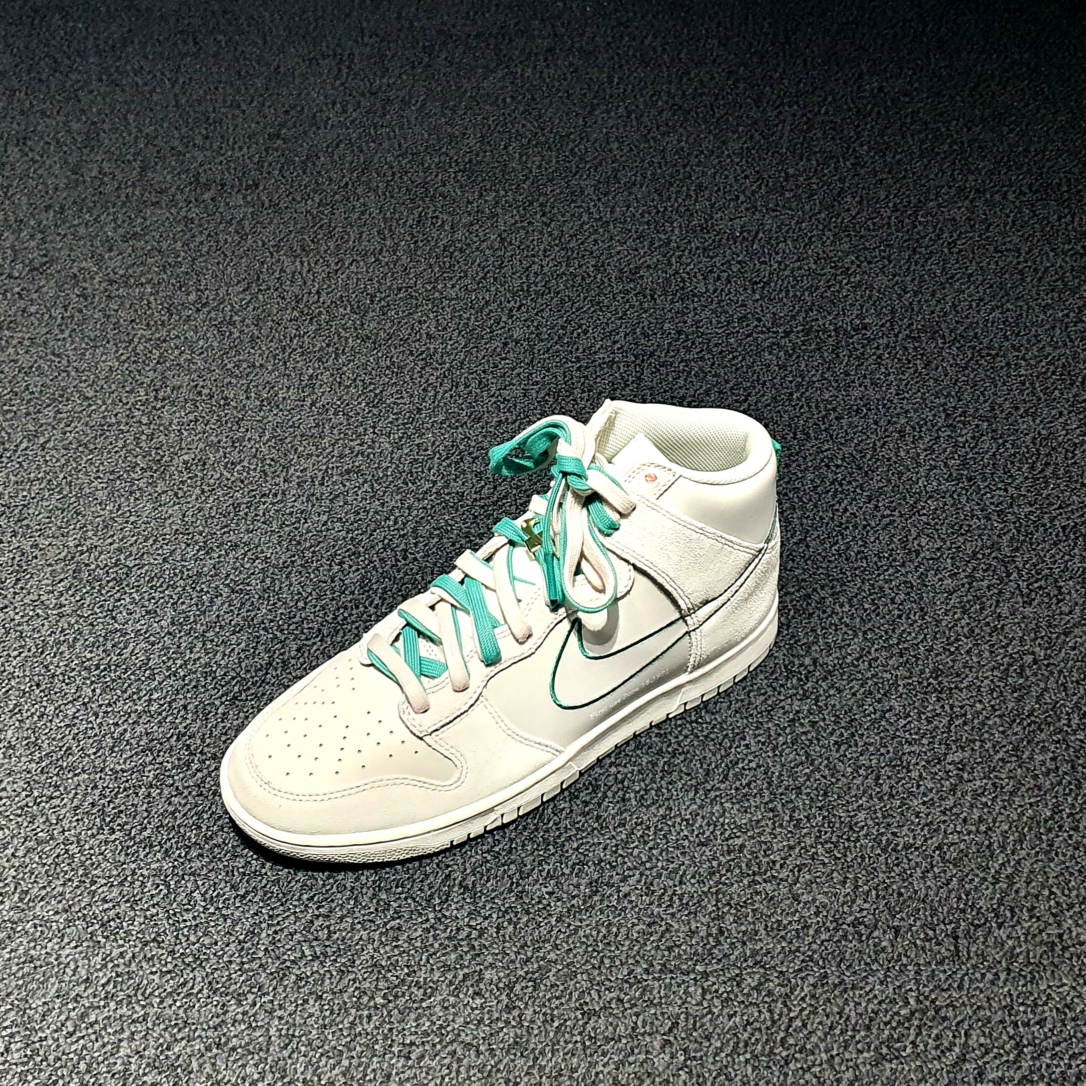 Nike Dunk High SE First Use Sail 착용 스타일 - 1