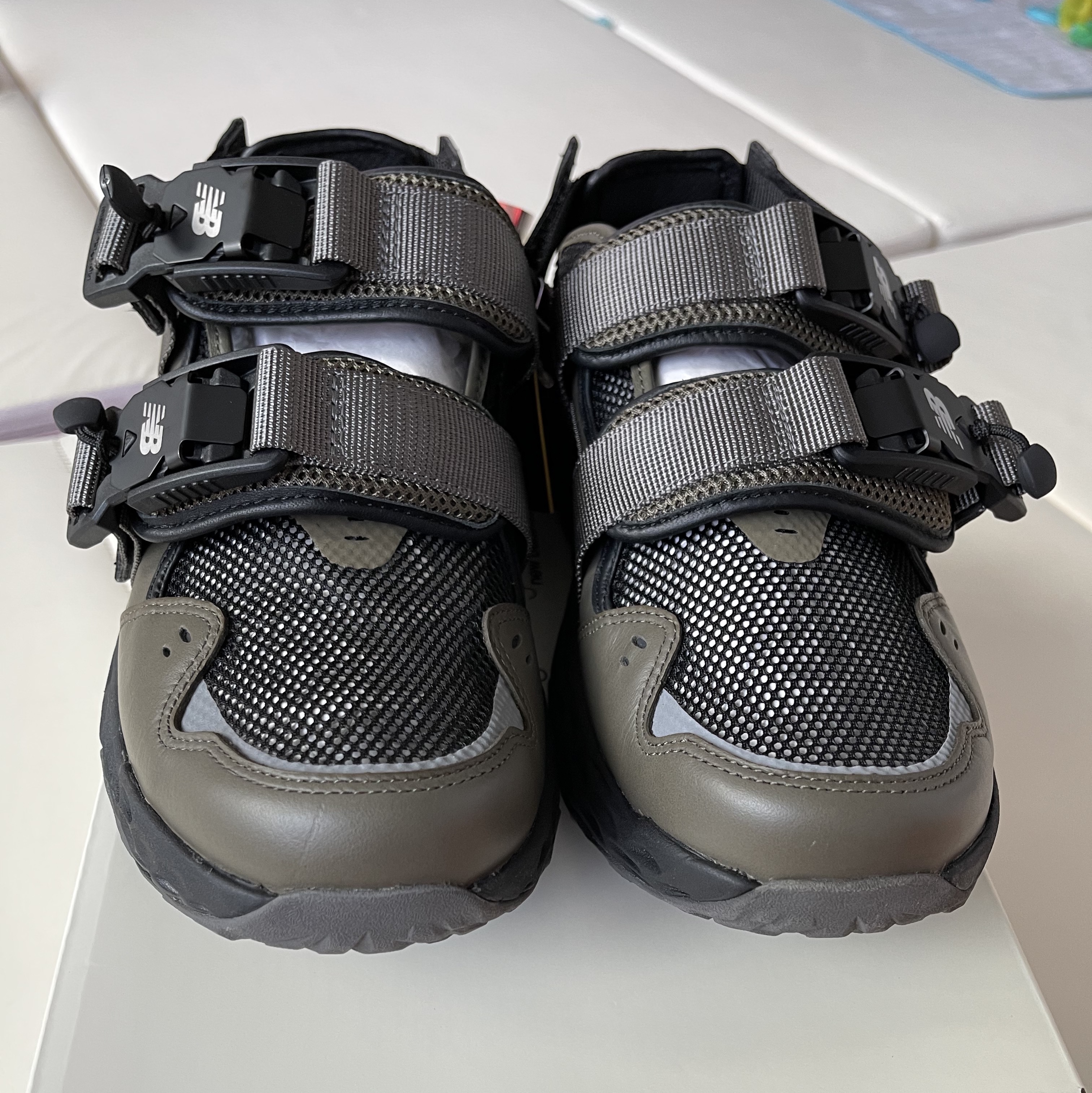 New Balance x Tokyo Design Studio x Snow Peak Niobium Concept 2 착용 스타일 - 1