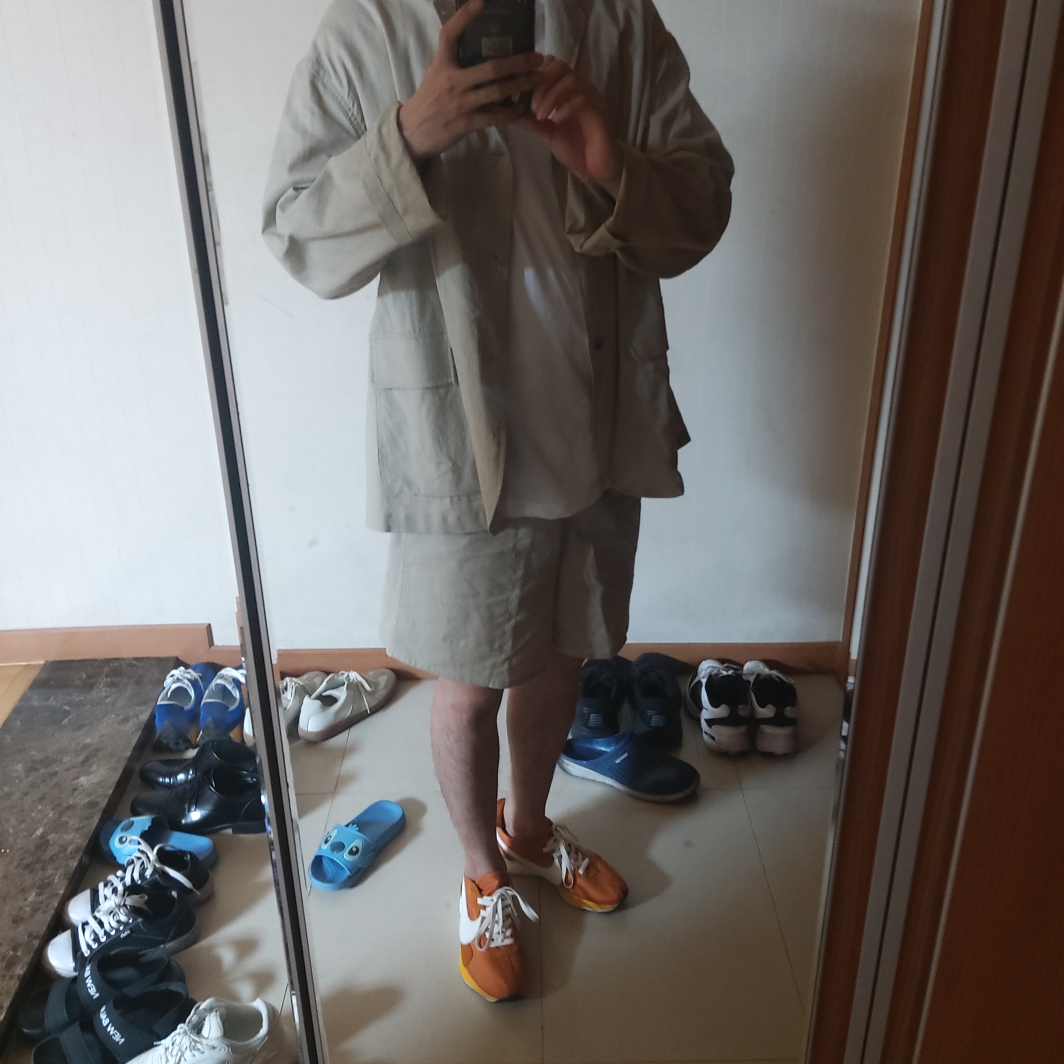 Nike Moon Racer Monarch 착용 스타일