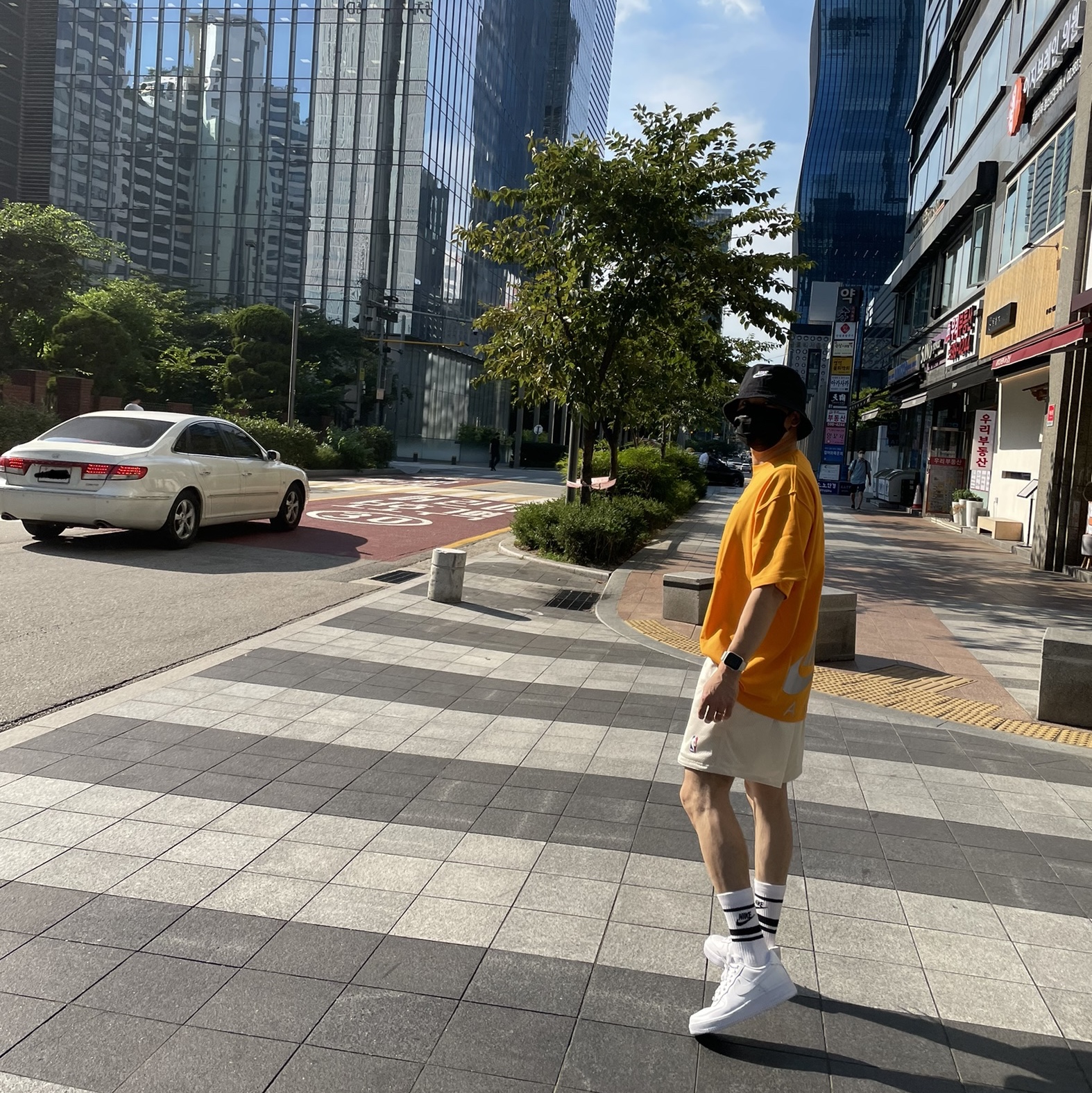 Nike Air Force 1 '07 Low White, Nike x Fear of God Basketball Shorts String 착용 스타일 - 2