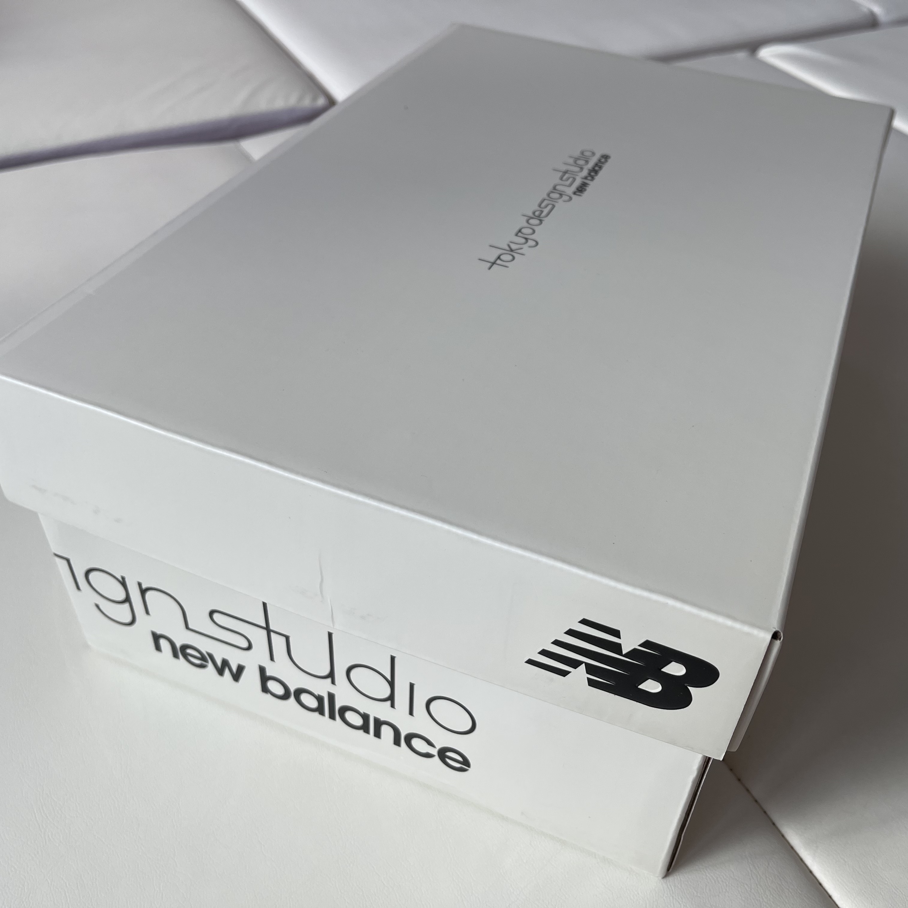 New Balance x Tokyo Design Studio x Snow Peak Niobium Concept 2 착용 스타일 - 5