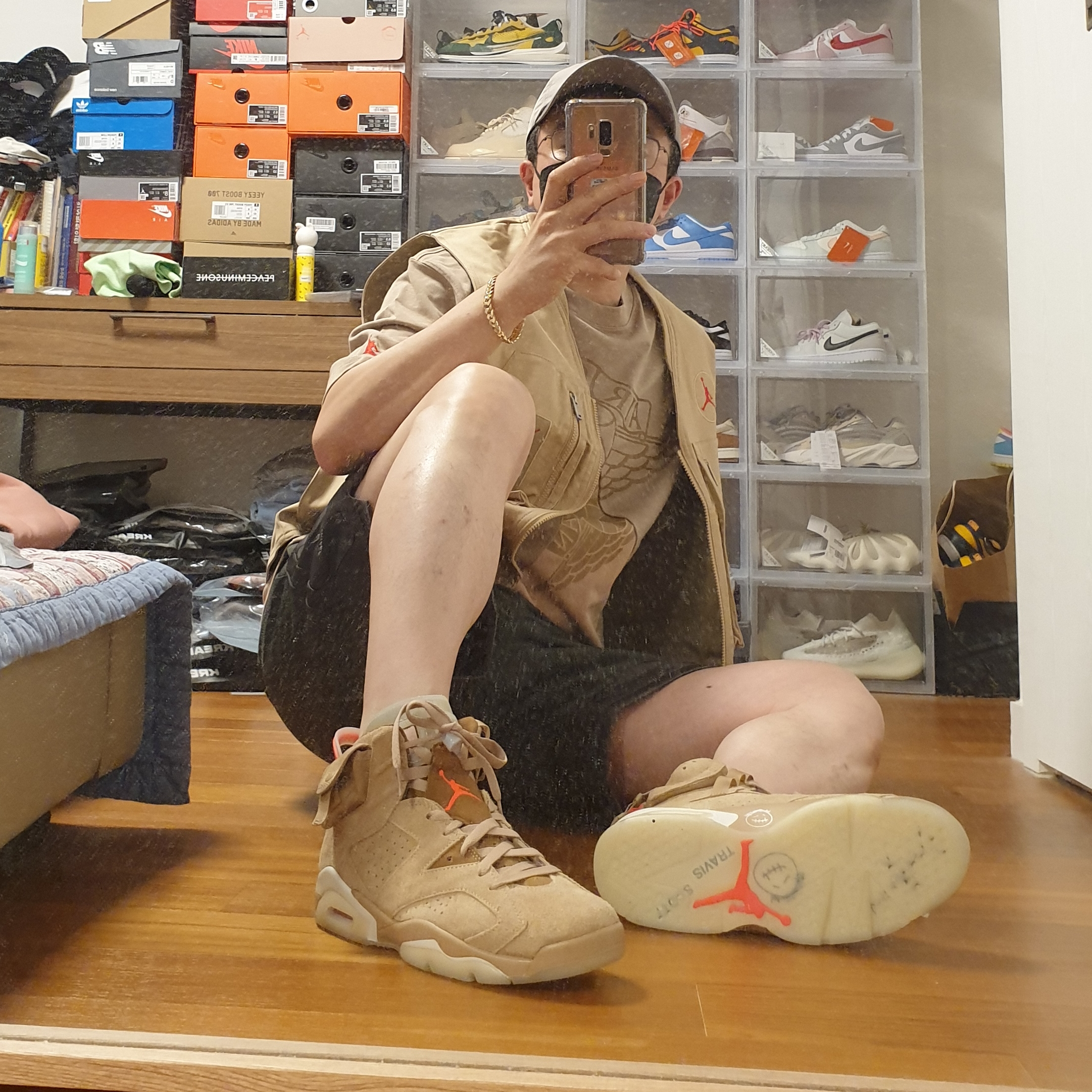 Jordan 6 x Travis Scott Retro SP British Khaki, Jordan x Travis Scott Utility Vest - Asia 착용 스타일 - 5