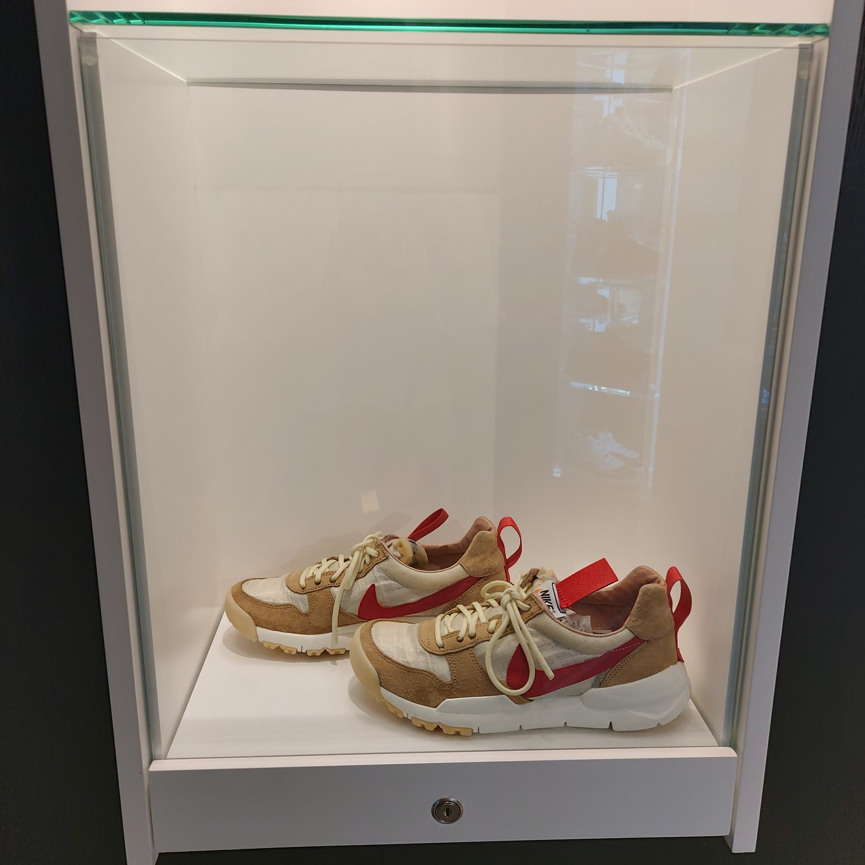 (W) Nike Air Force 1 '07 SE First Use Orange Sail 착용 스타일 - 5