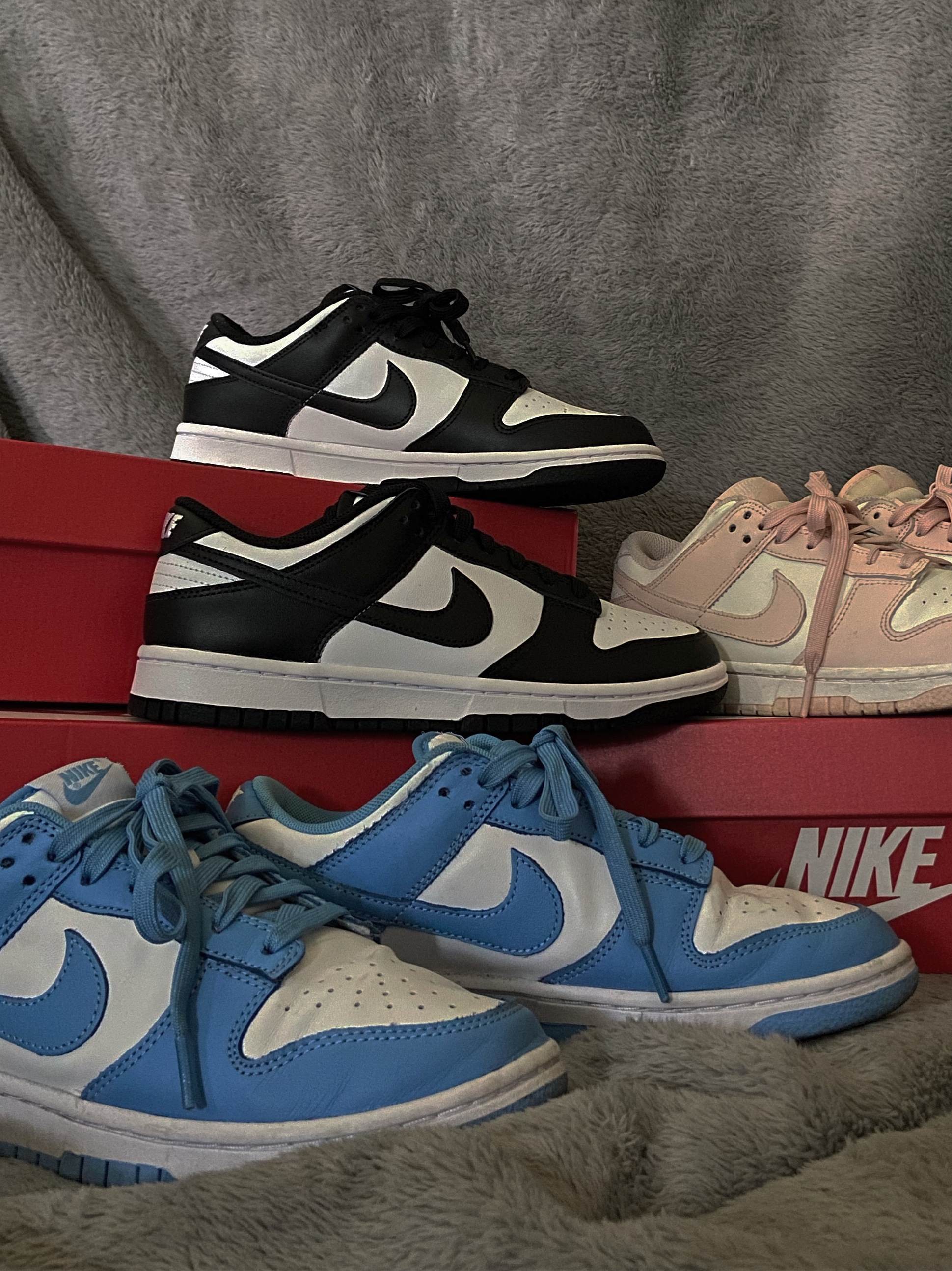 (W) Nike Dunk Low Black, Nike Dunk Low Retro University Blue 착용 스타일 - 2